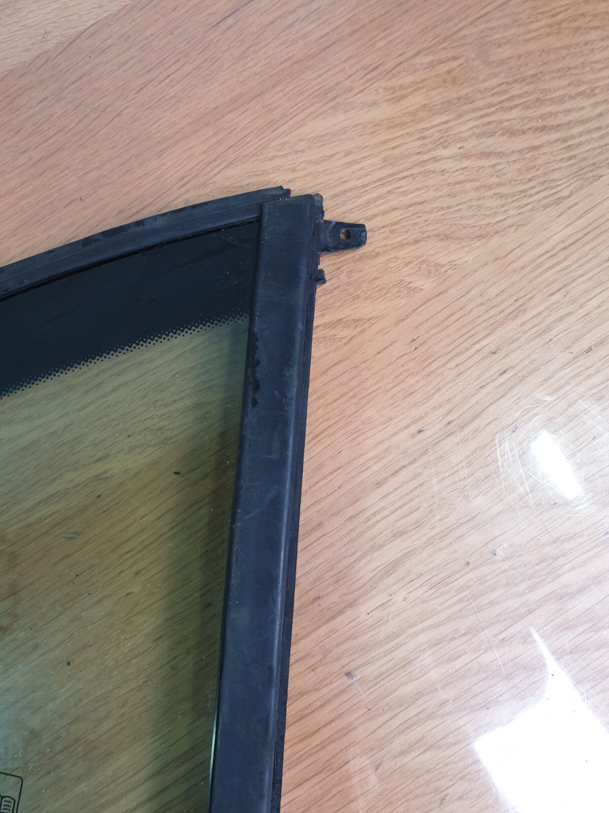 ✅2013 MERCEDES A CLASS W176 1.5D REAR RIGHT DOOR QUARTER GLASS 43R-00048 A107 - Image 4