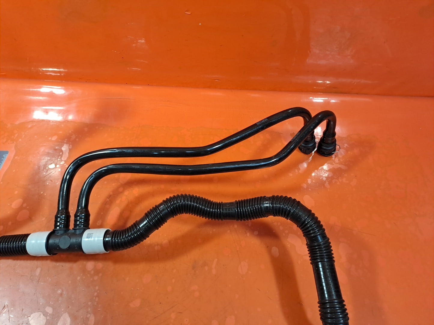 TESLA MODEL 3 LONG 2024 WATER COOLANT HOSE PIPES 1126916-00-B 1836499-00-A A207 - Image 3