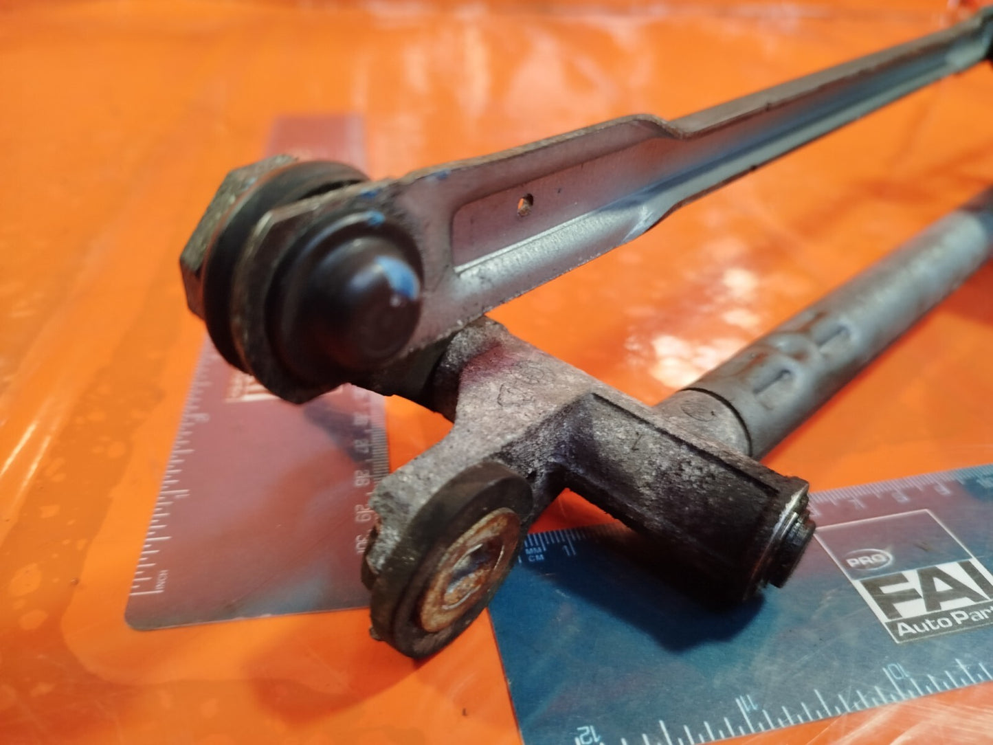 ✅Land Rover Discovery 4 L319 2010 3.0 D FRONT WIPER MOTOR & LINKAGE WINDSCREEN - Image 9
