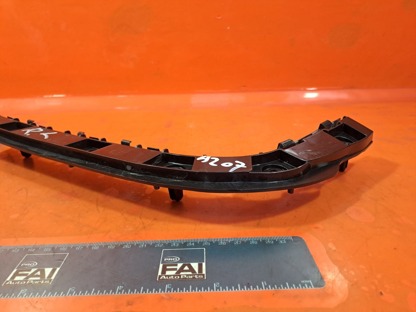 TESLA MODEL 3 LONG 2024 REAR LEFT WING SUPPORT BRACKET 1762734-00-C 1757097-00-D - Image 7