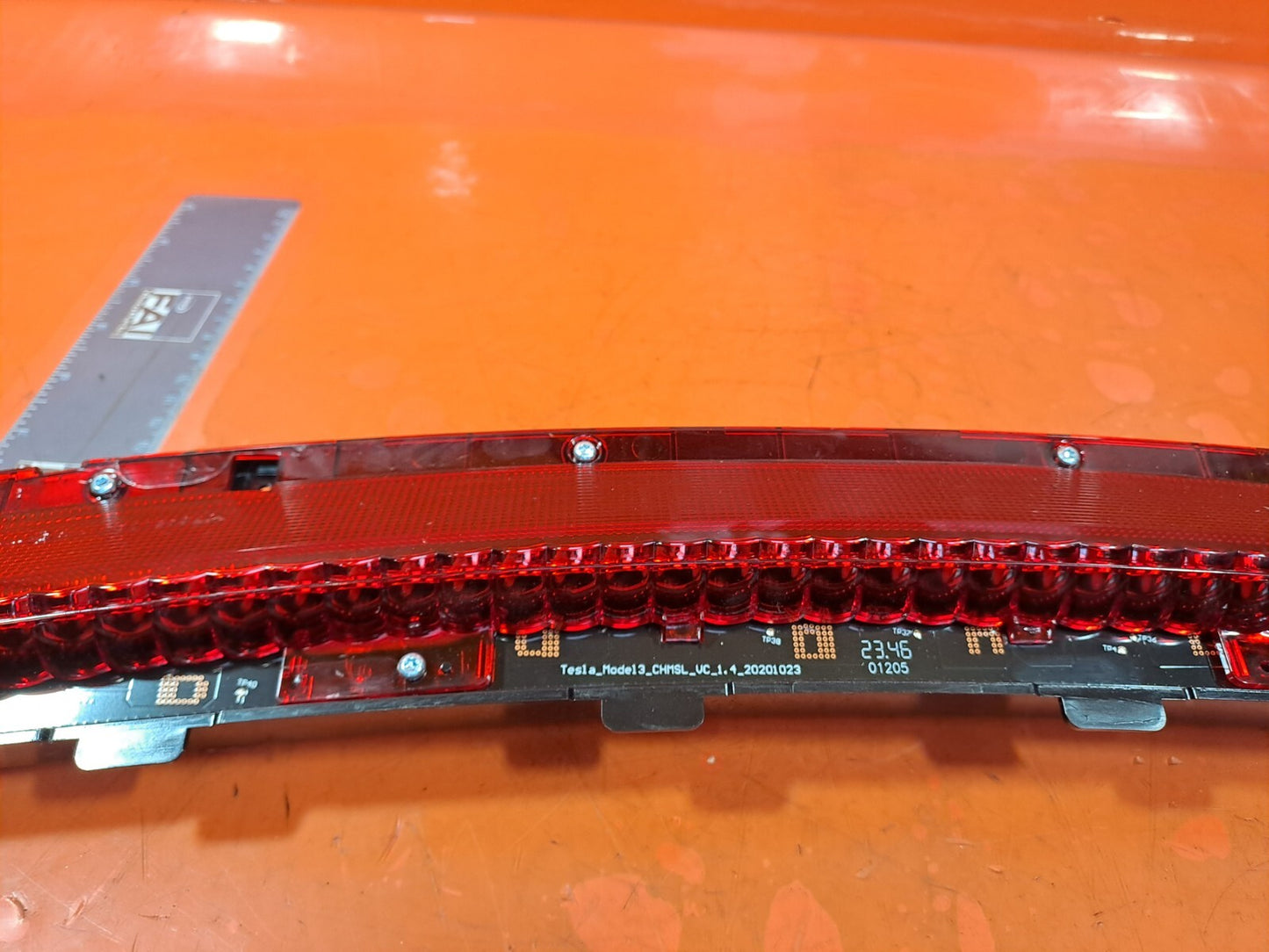 TESLA MODEL 3 LONG 2024 ADDITIONAL BRAKE LIGHT 1615202-00-C Warranty A207 - Image 10