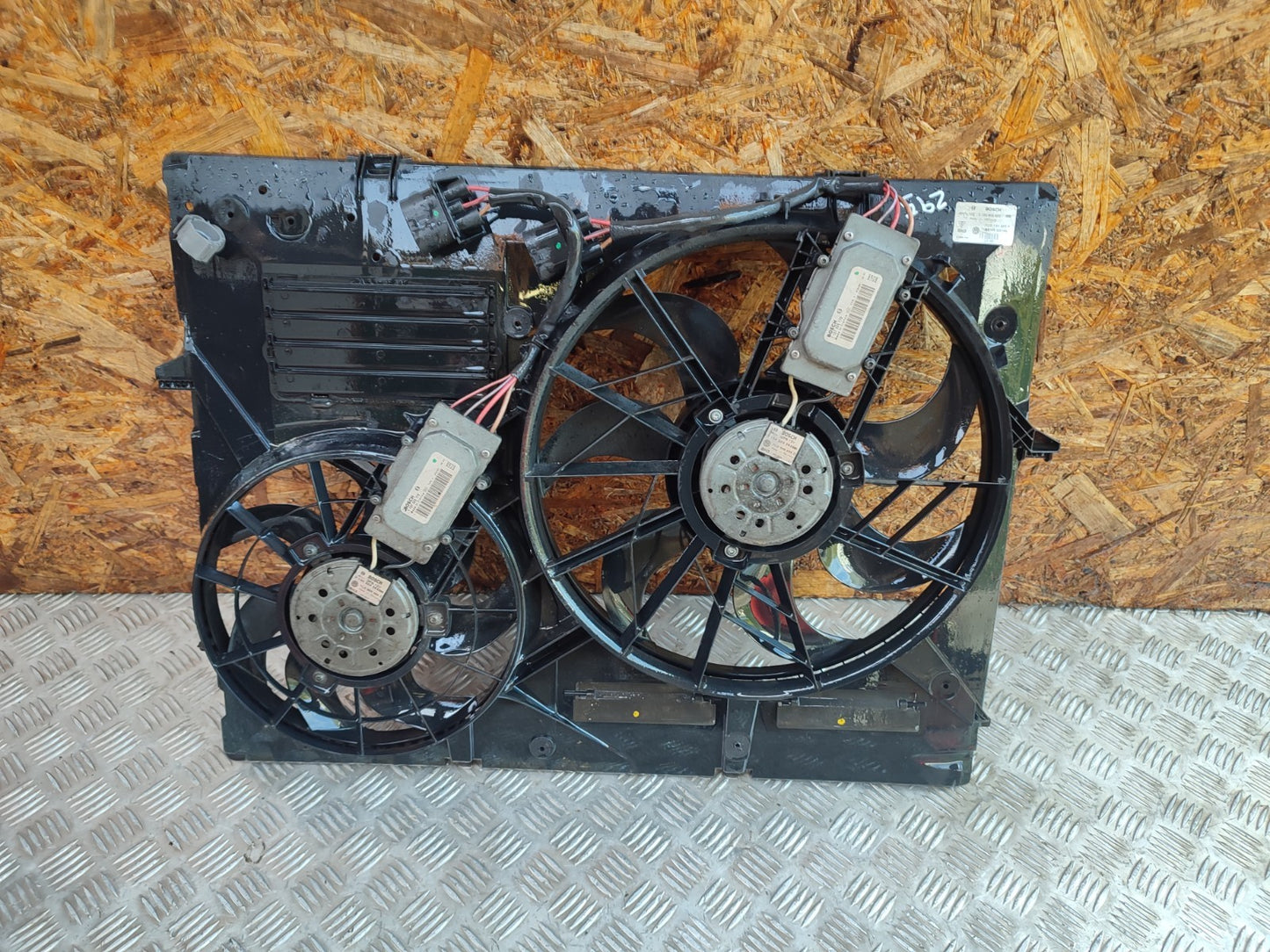 ✅2007 AUDI Q7 4L RADIATOR COOLING FAN 7L0121203F + WARRANTY A295 - Image 1