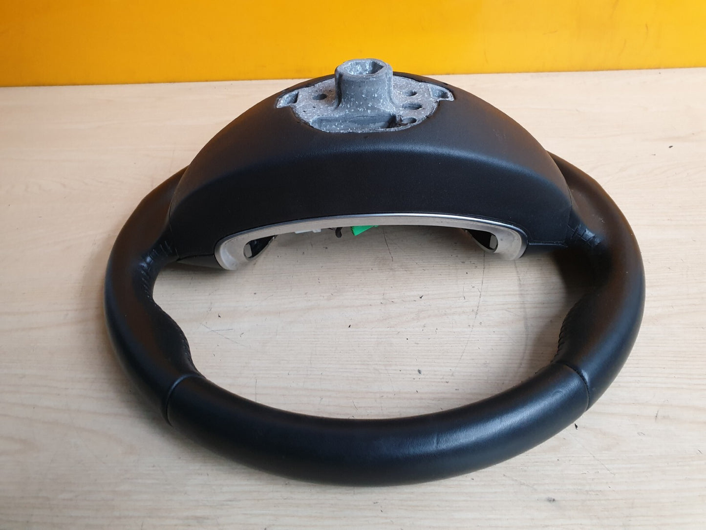 2018 VOLVO V40 Multifunction Steering Wheel 34220710A 34220709A X00 - Image 11