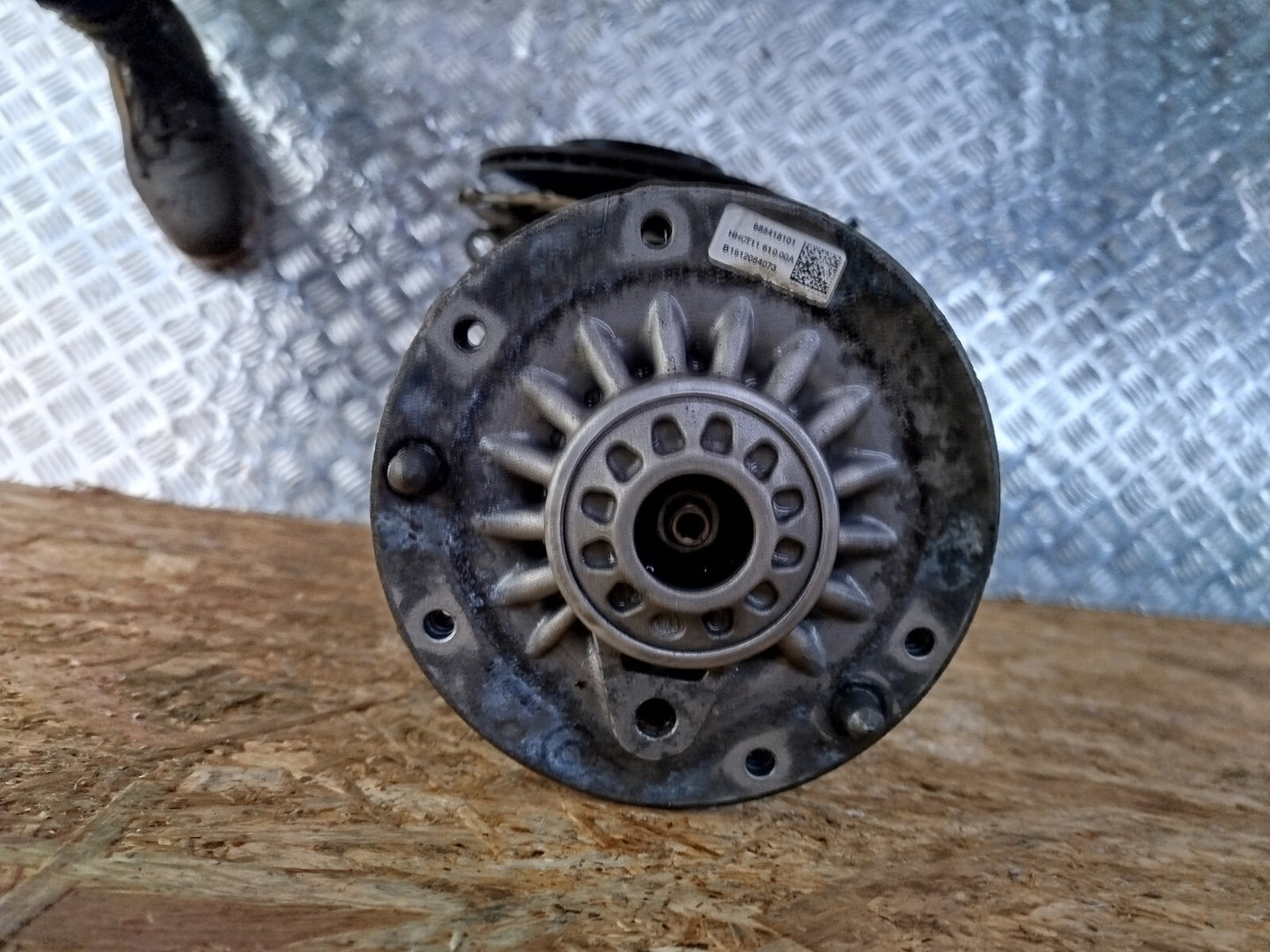 ✅BMW 2 Series F45 216D Luxury 2017 1.5 Diesel FRONT LEFT SUSPENSION LEG HUB A231 - Image 7