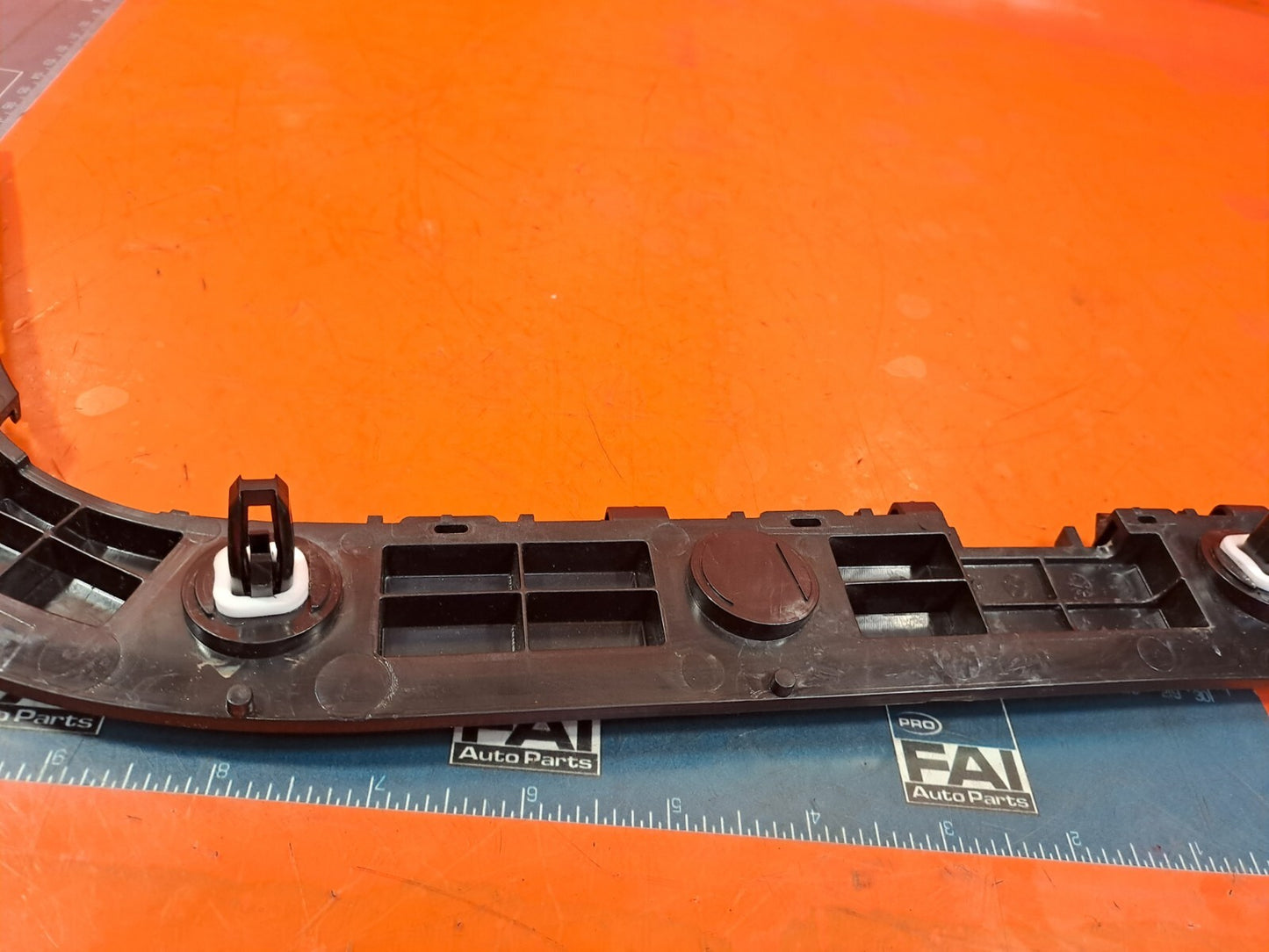 TESLA MODEL 3 LONG 2024 REAR LEFT WING SUPPORT BRACKET 1762734-00-C 1757097-00-D - Image 12