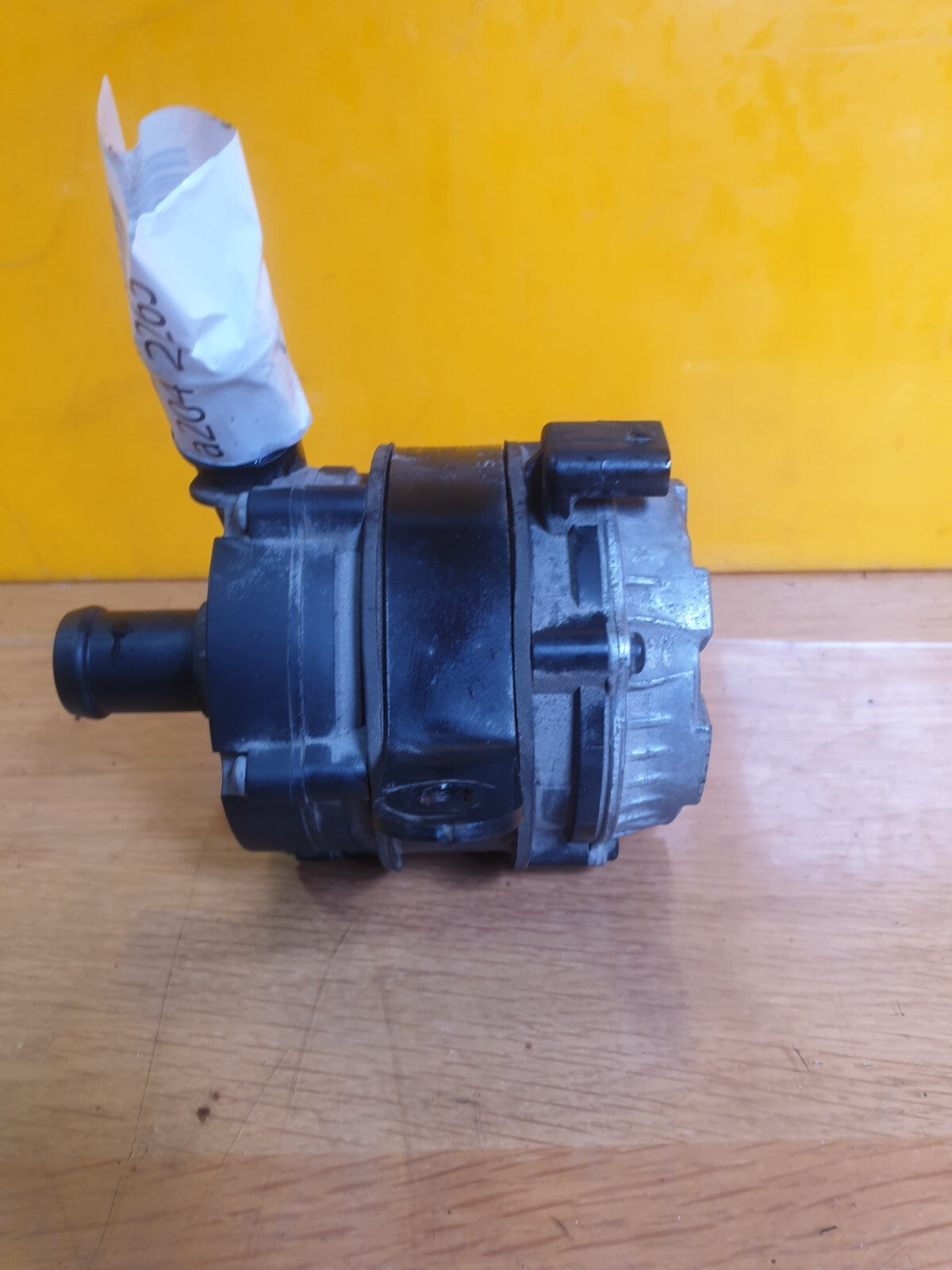 ✅AUDI A3 E-TRON 1.4 PETROL 2015 AUXILIARY WATER PUMP 04L965567 Warranty A204 - Image 1