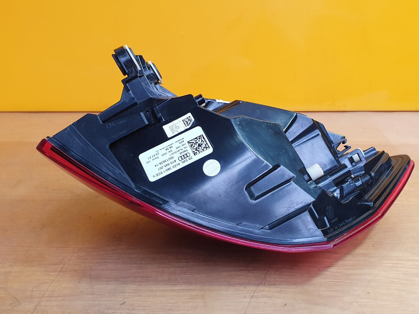 AUDI A3 S LINE 1.4 PETROL 2021 REAR LEFT OUTER TAIL LIGHT 8Y0945207 Warranty - Image 8