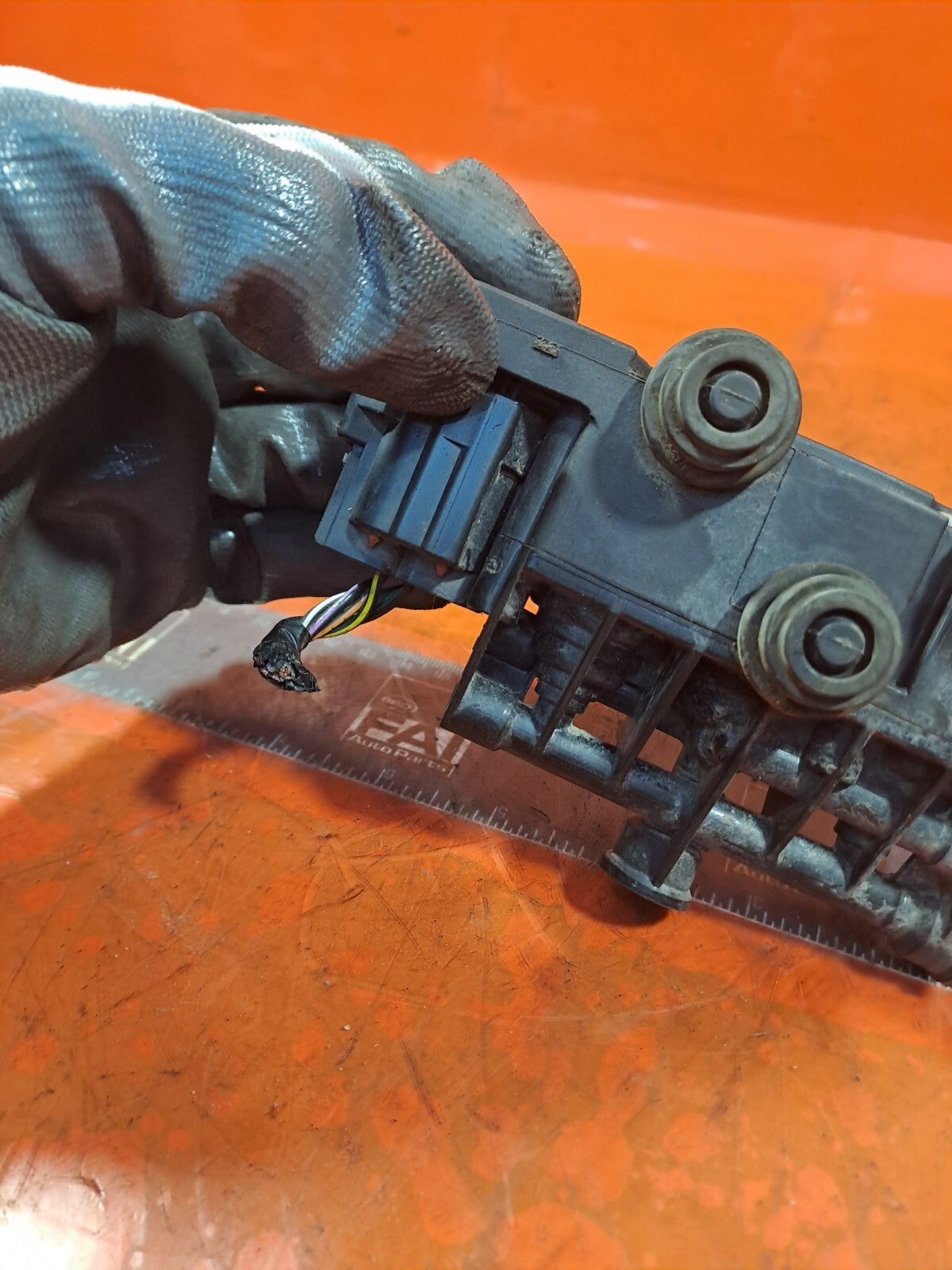 ✅2011 LAND ROVER DISCOVERY 4 L319 3.0D AIR SUSPENSION VALVE SOLENOID A239 - Image 7