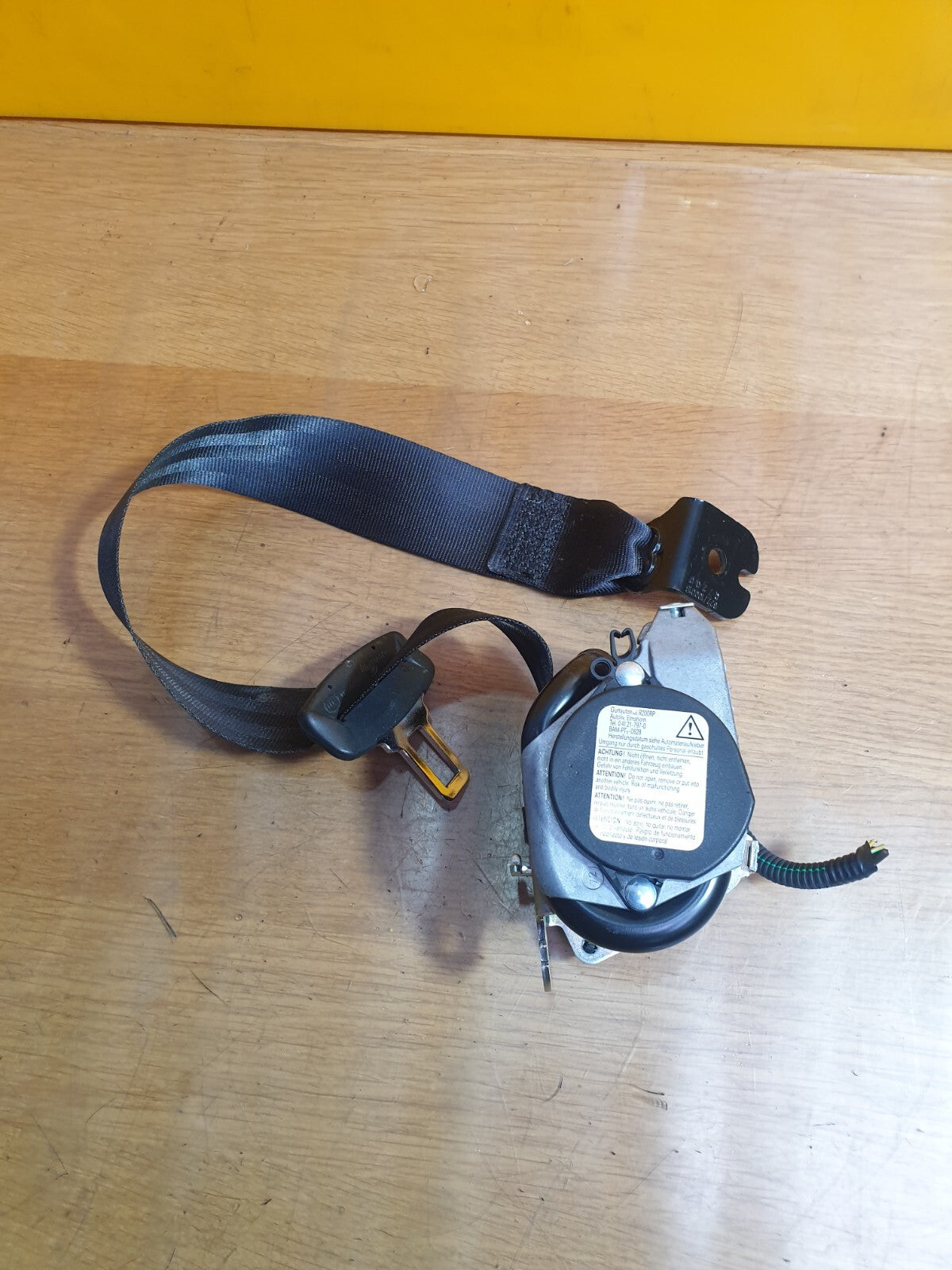 ✅2016 LAND ROVER DISCOVERY SPORT L550 REAR LEFT SEAT BELT AMFK72-611B69-AG A155 - Image 1