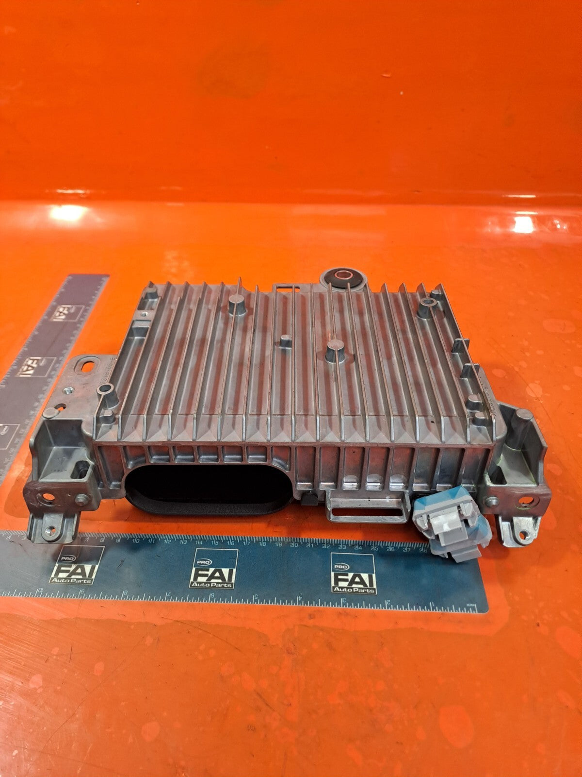 TESLA MODEL 3 LONG 2024 FRONT BODY COMFORT CONTROL UNIT 1497319-00-E Warranty - Image 1