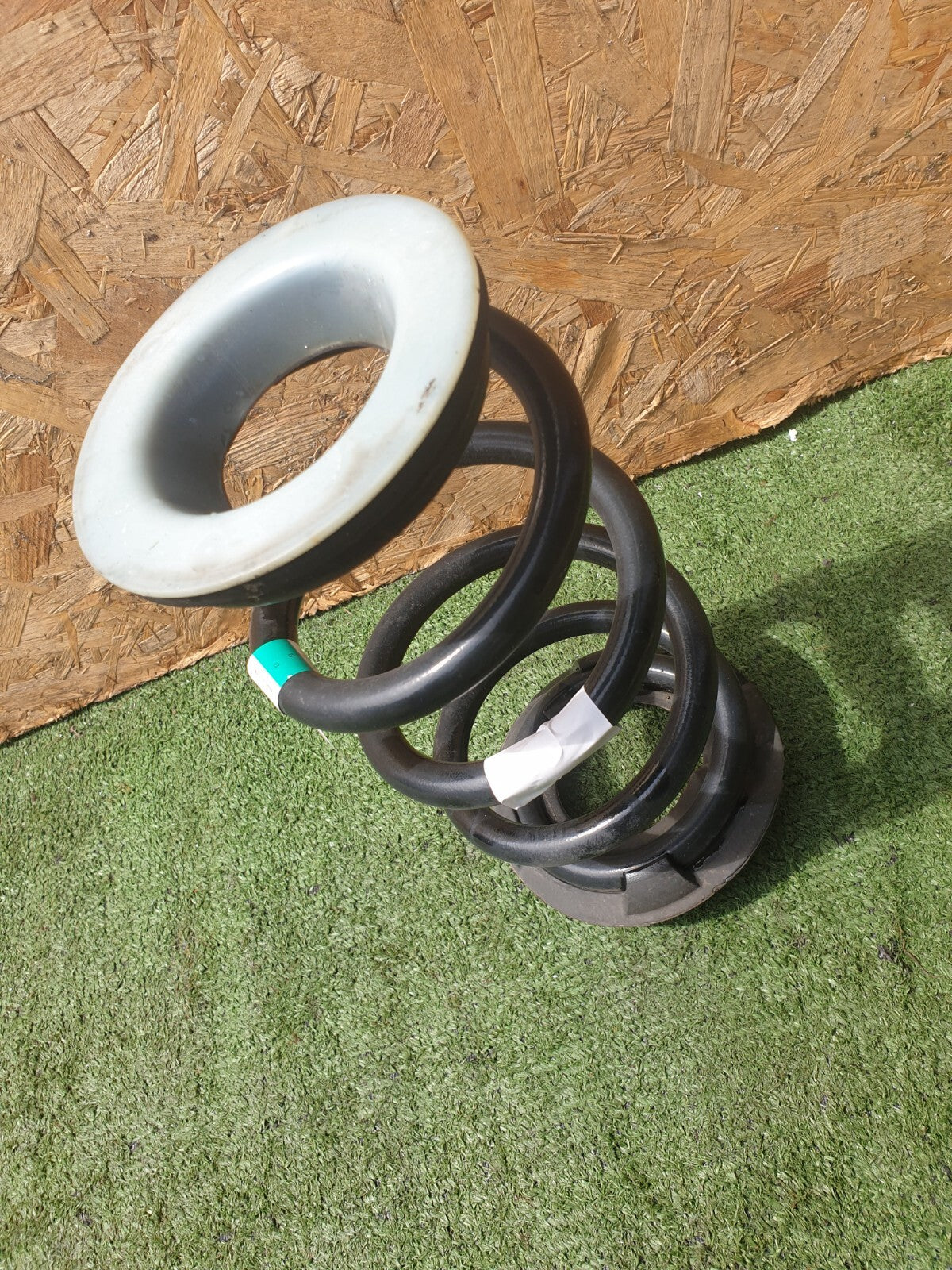 ✅2022 TESLA MODEL Y REAR LEFT/RIGHT SIDE COIL SPRING 1188474-00-B +WARRANTY A172 - Image 8