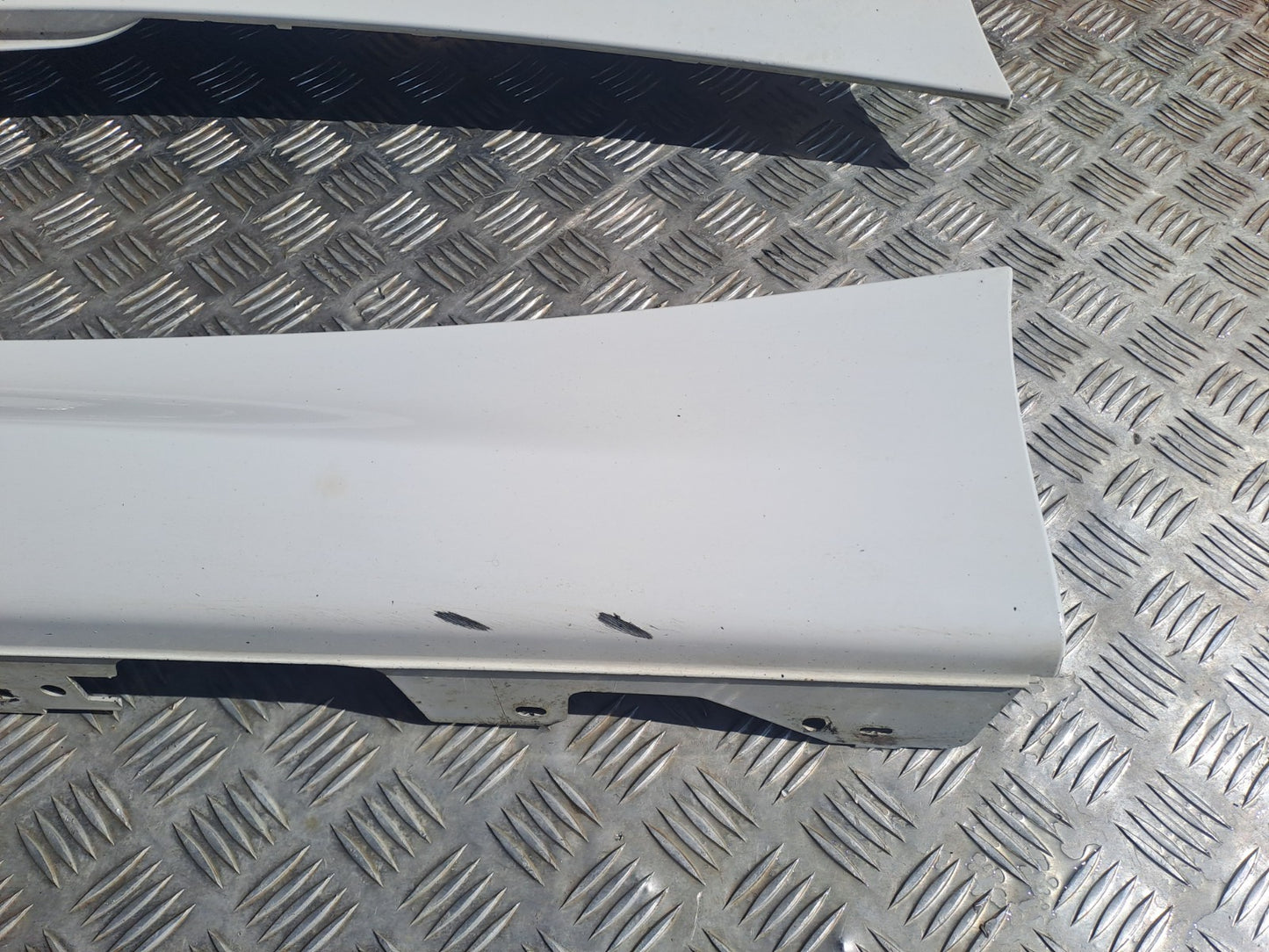 ✅BMW F21 118I M 1.6 PETROL 2015 SIDE SILL SKIRTS PAIR WHITE Warranty A298 - Image 12