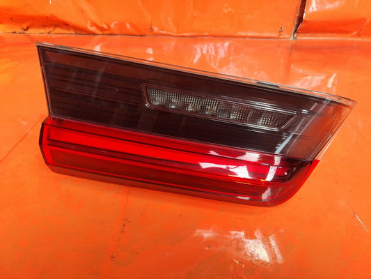 ✅BMW G20 318D M Sport 2.0 Diesel 2021 Rear Left Inner Tail Light 7795584 A362 - Image 2