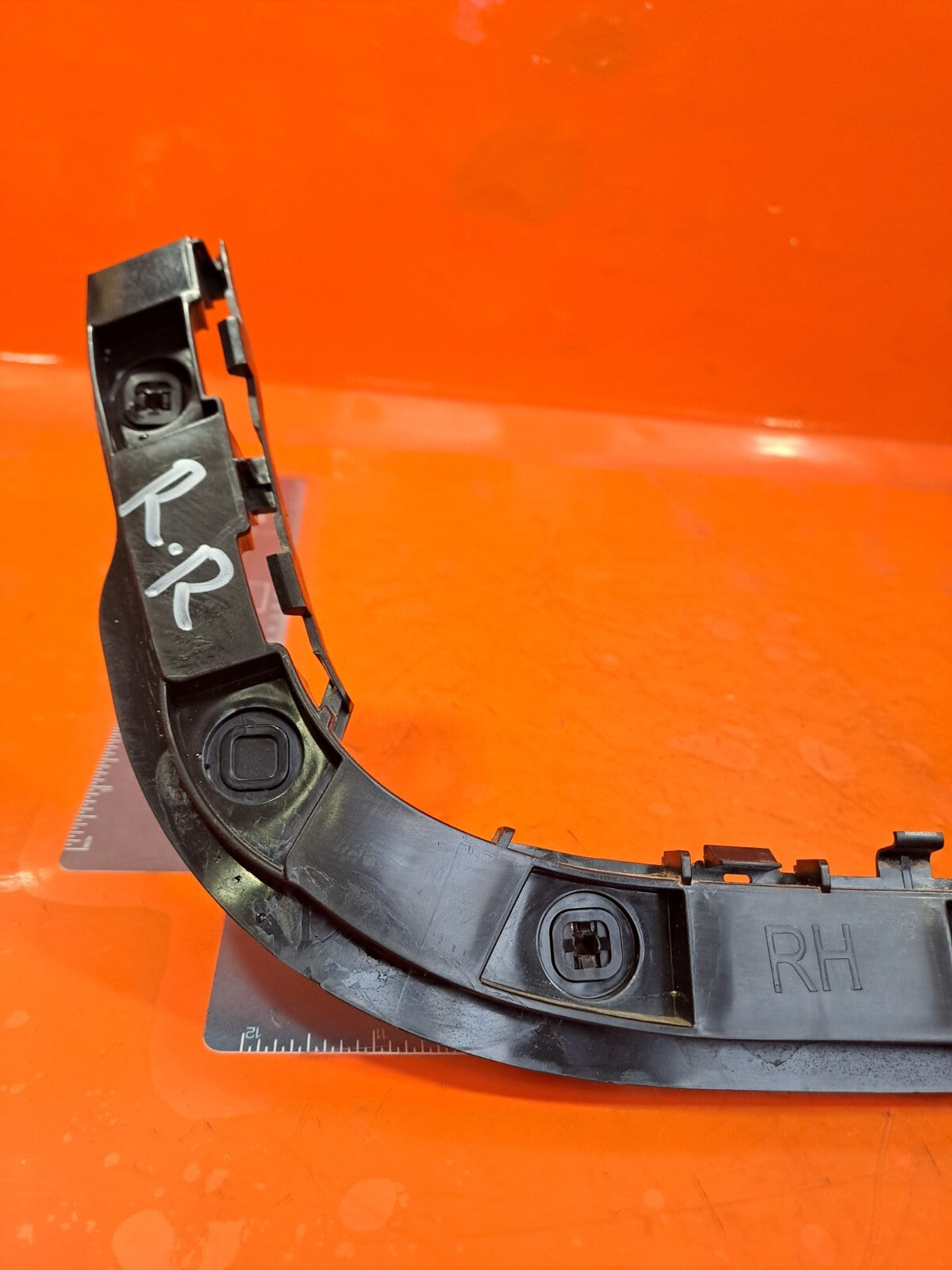TESLA MODEL 3 LONG 2024 REAR RIGHT WING SUPPORT BRACKET 1762735-00-C Warranty - Image 9