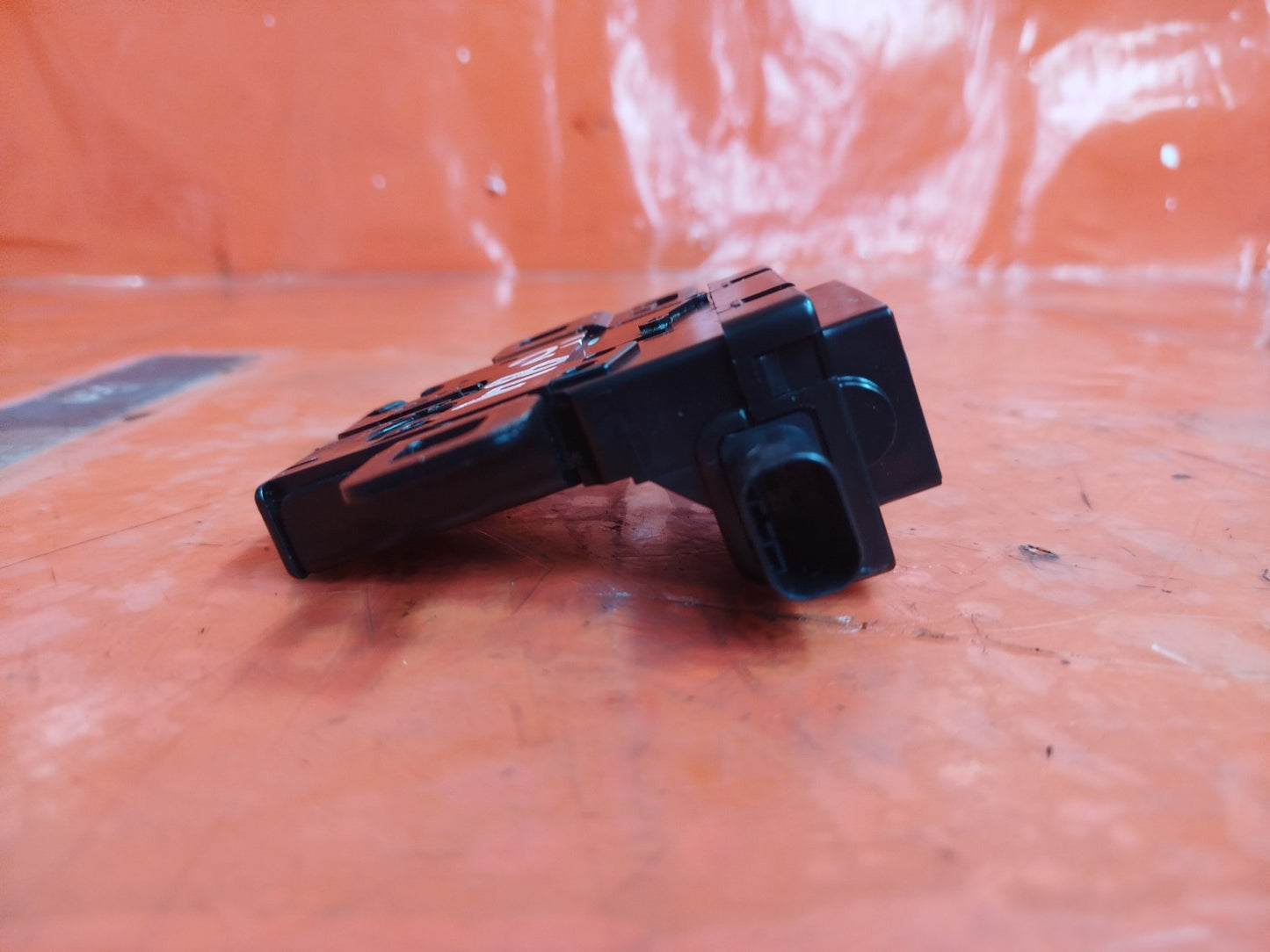 ✅LAND ROVER RANGE ROVER L320 2.7 DIESEL 2007 TAILGATE BOOT LID WINDOW LOCK A284 - Image 10