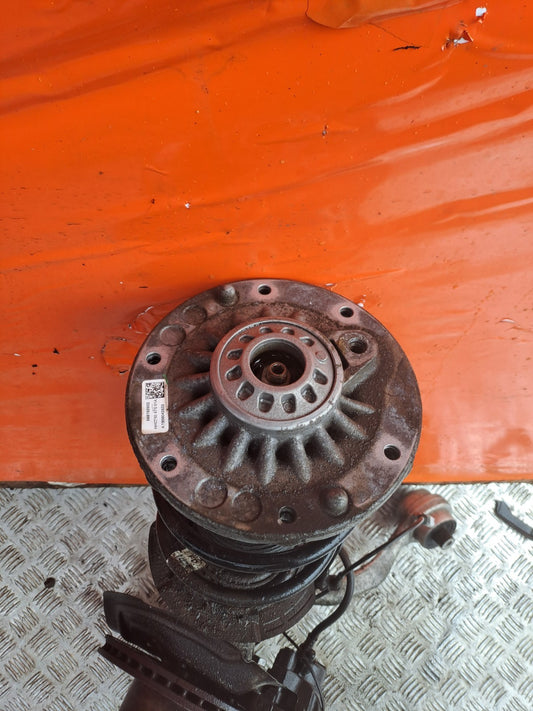 ✅2019 BMW 1 Series F20 M Sport Front Left Suspension Leg Hub 6873723 A360 - Image 2