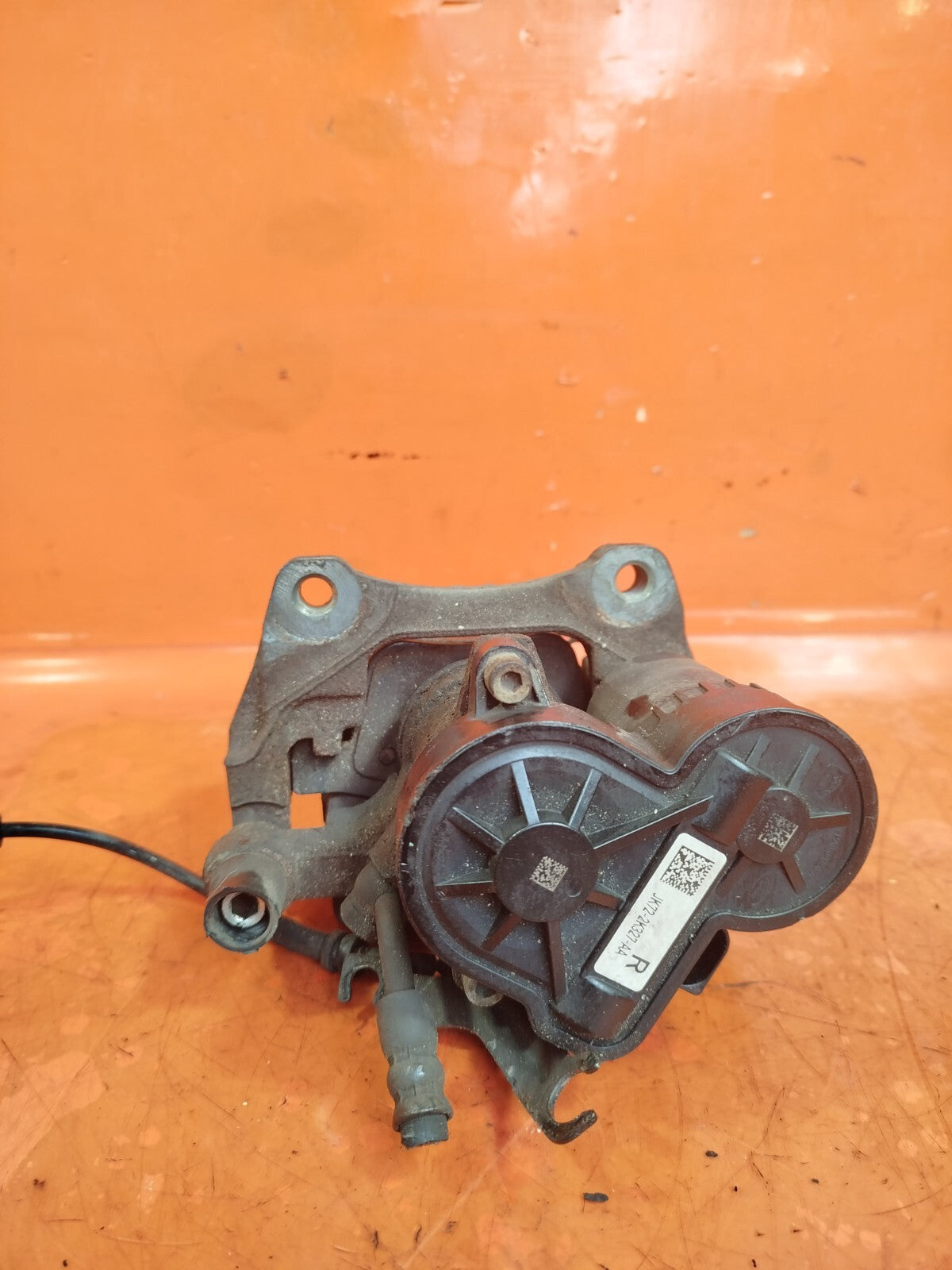 ✅2019 JAGUAR E-PACE X540 REAR RIGHT BRAKE CALIPER JK72-2K327-AA + WARRANTY xAA - Image 10