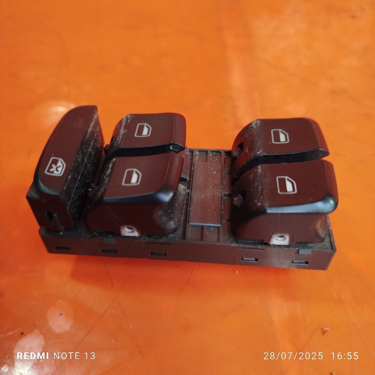 ✅AUDI Q5 S LINE 2.0 DIESEL 2012 FRONT RIGHT WINDOW REGULATOR SWITCH 8K0959851D - Image 7