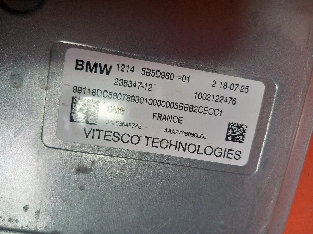 ebay-src:https://i.ebayimg.com/00/s/mtiwmfgxnjaw/z/vjsaaesw2ztqguic/$_57.png