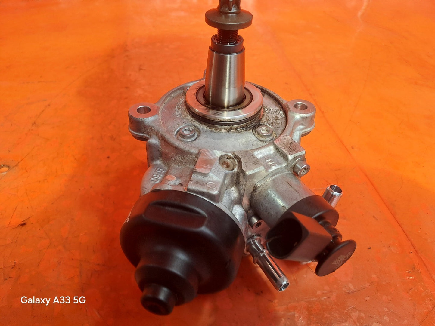 ✅BMW 220D M Sport F44 2 Series 2023 2.0 Diesel HIGH PRESSURE FUEL PUMP 8579230 - Image 2