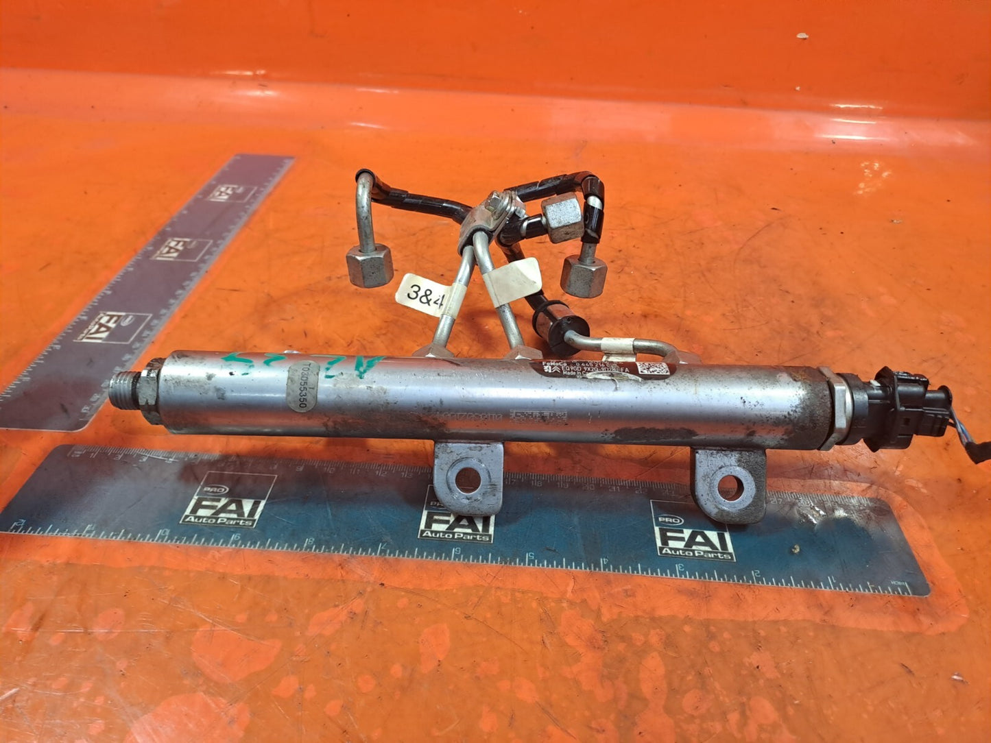 ✅2011 LAND ROVER DISCOVERY 4 L319 3.0D FUEL INJECTOR RAIL 9X2Q-9D280-FA A239 - Image 2