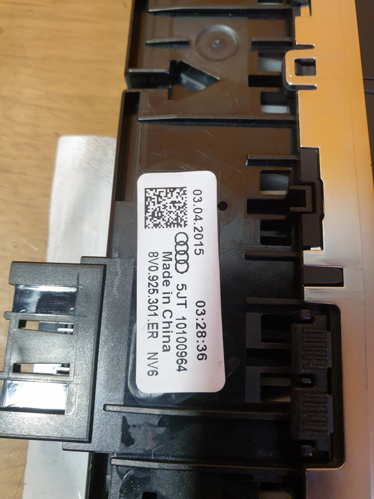 ✅AUDI A3 E-TRON 1.4 PETROL 2015 HAZARD WARNING TRACTION CONTROL SWITCH PANEL - Image 11