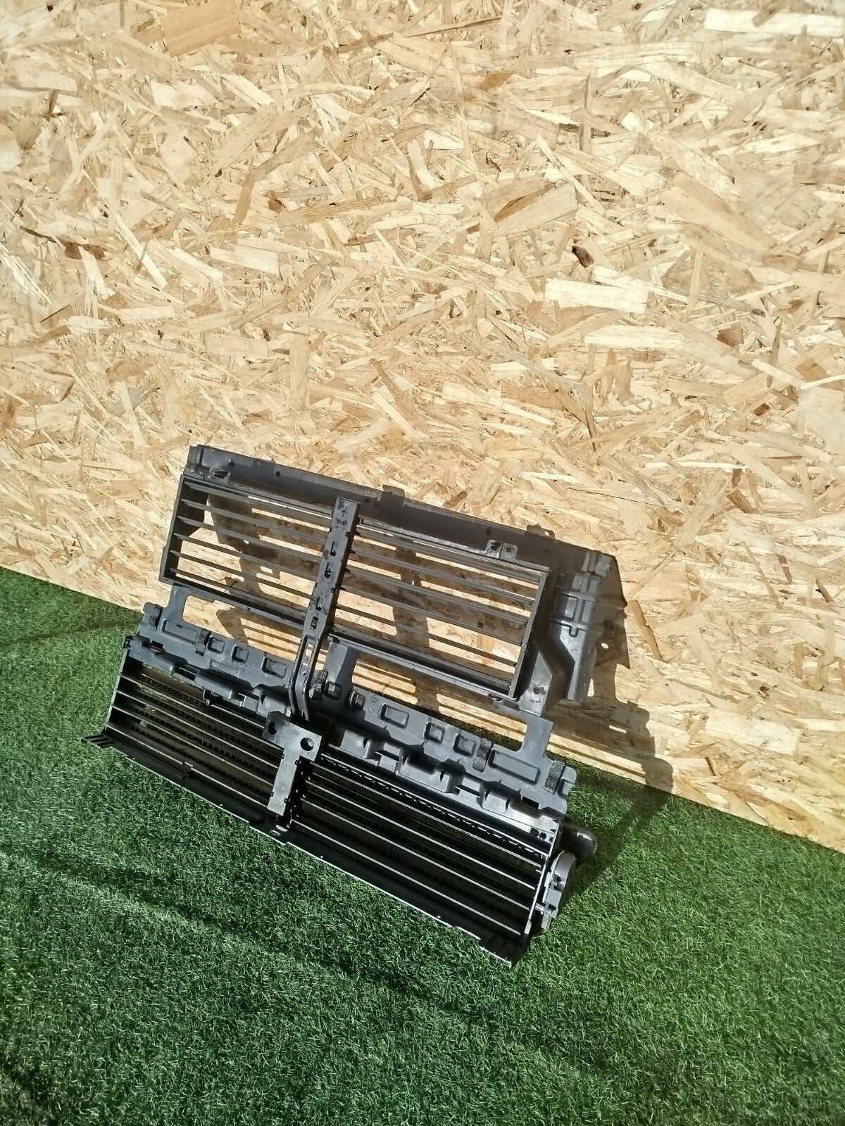 ✅FORD MONDEO MK5 2.0 DIESEL 2016 RADIATOR AIR SHUTTER FLAP Warranty A259 - Image 7