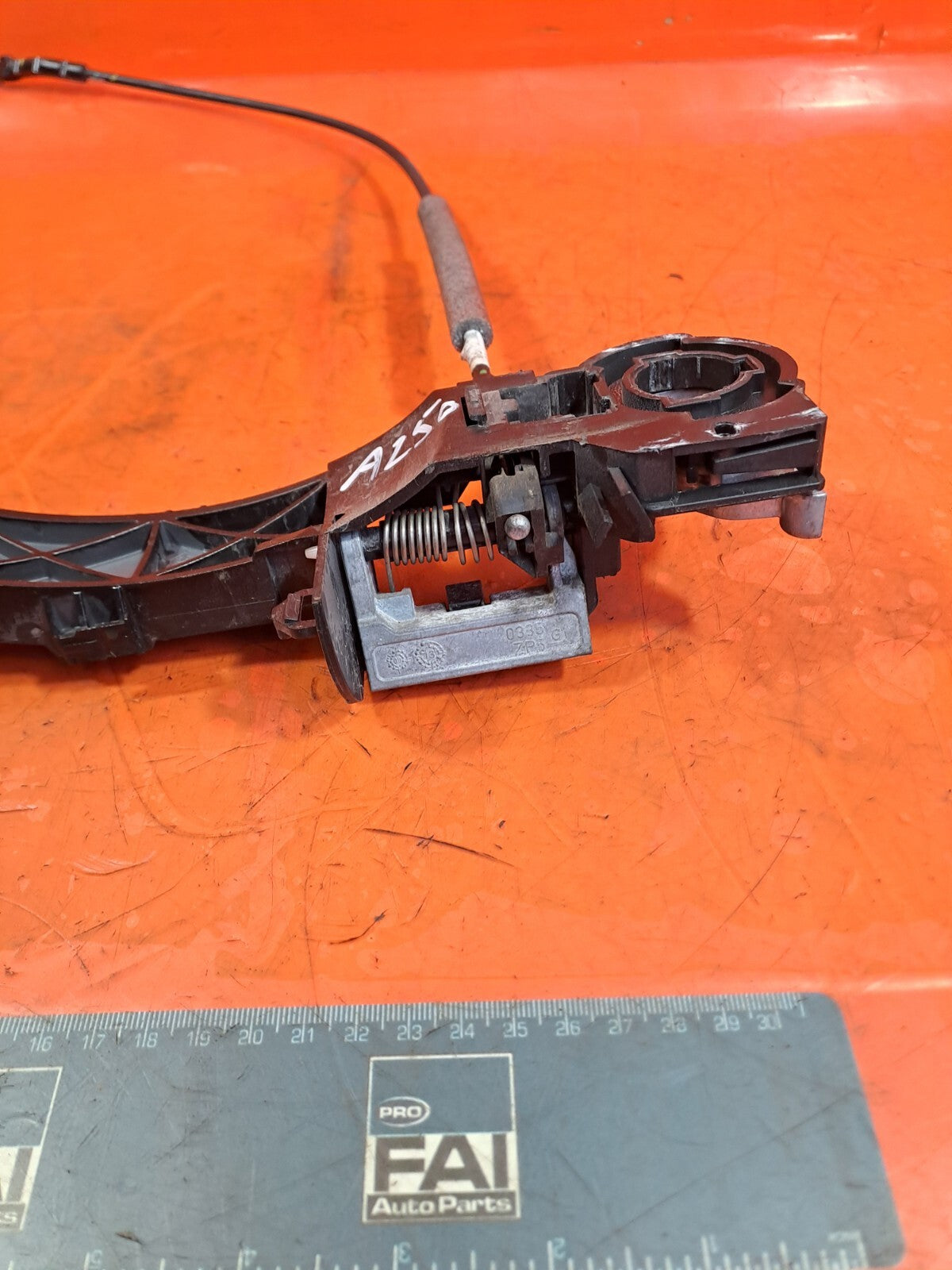 ✅RENAULT TRAFIC MK3 Sl27 1.6 DIESEL 2015 FRONT LEFT EXTERIOR DOOR HANDLE BRACKET - Image 11