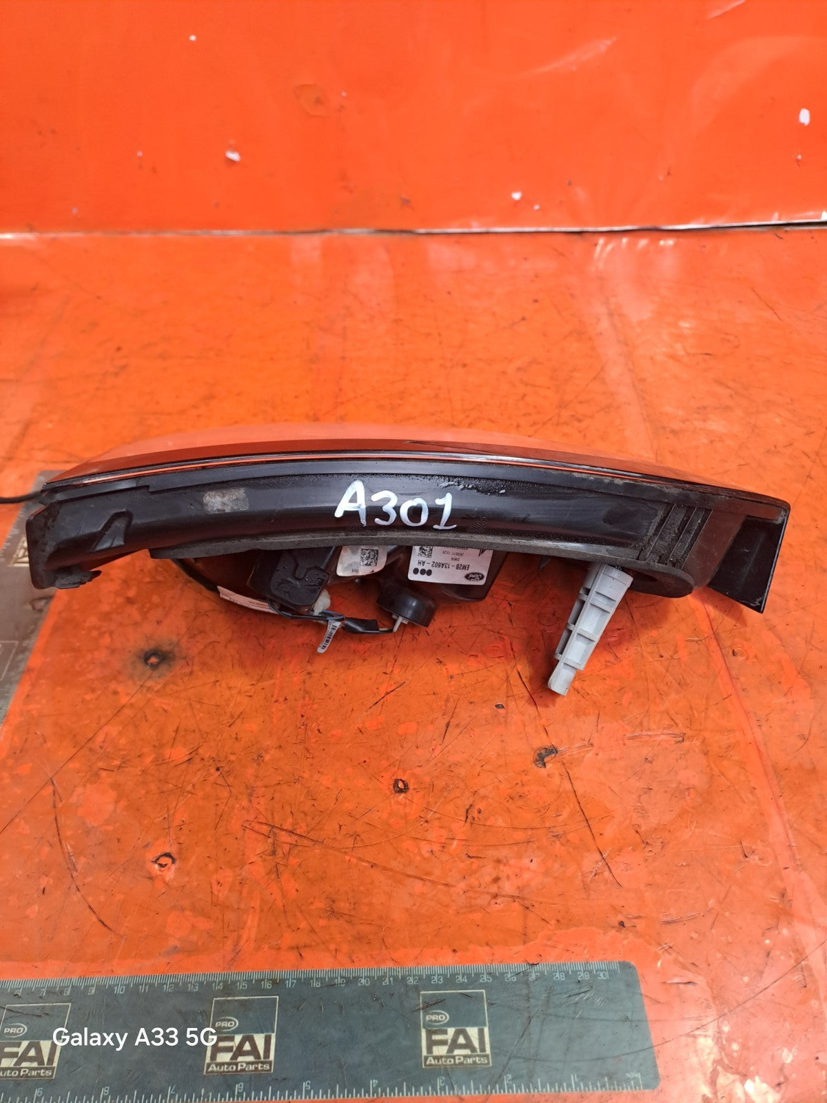 ✅FORD GALAXY ZETEC 2.0 DIESEL 2018 REAR RIGHT INNER TAIL LIGHT EM2B-13A602-AH - Image 4