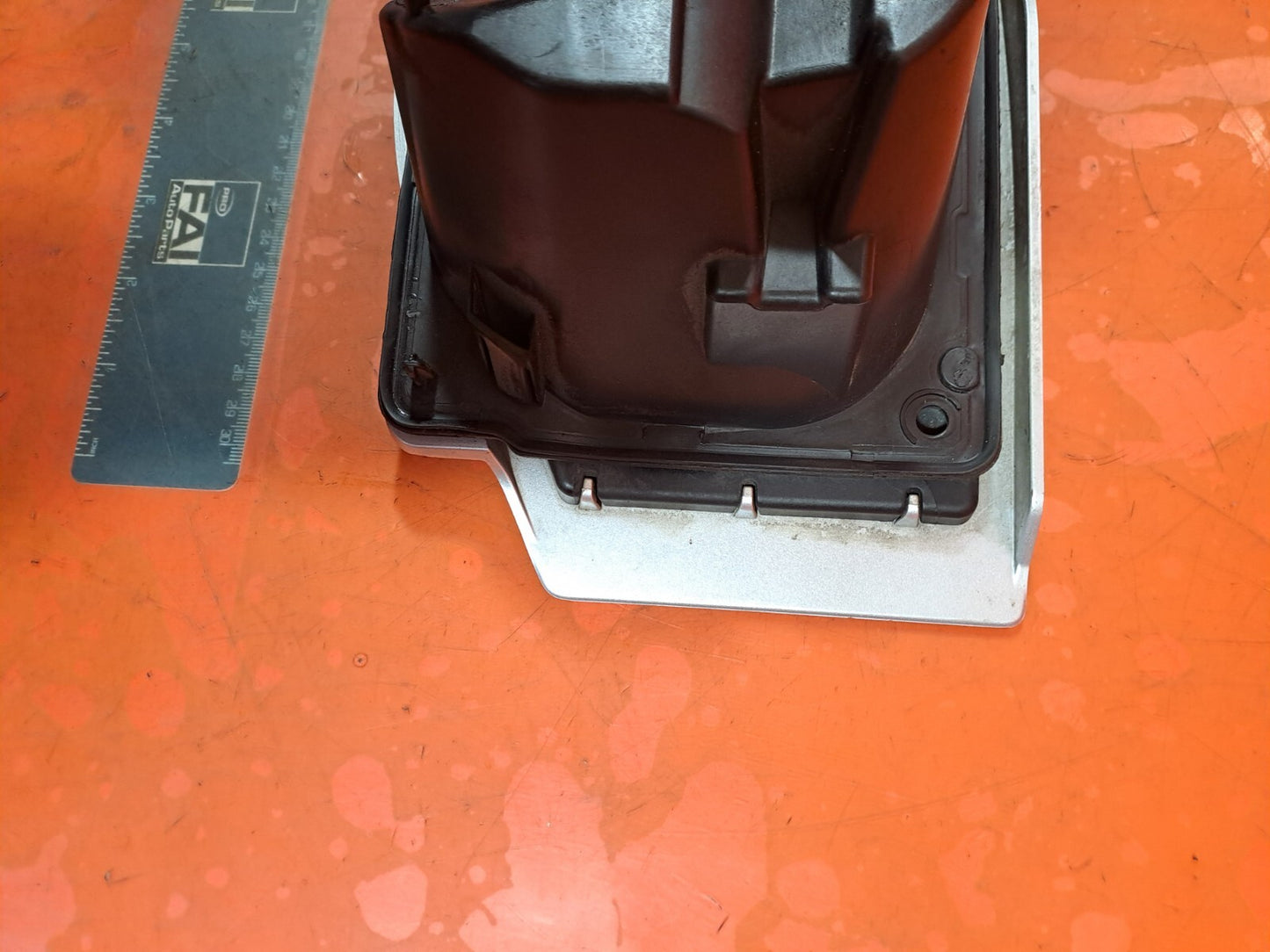 ✅Renault Trafic III 2016 1.6 Diesel FUEL FILLER FLAP COVER 93457385 93457834 - Image 11