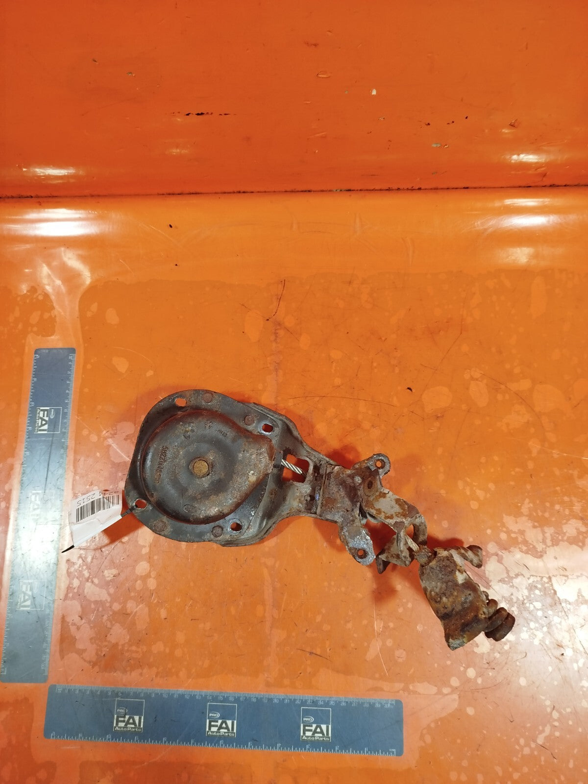 ✅2010 LAND ROVER DISCOVERY 4 L319 SPARE WHEEL CARRIER WINCH 5H22-1A486-BC A244 - Image 2