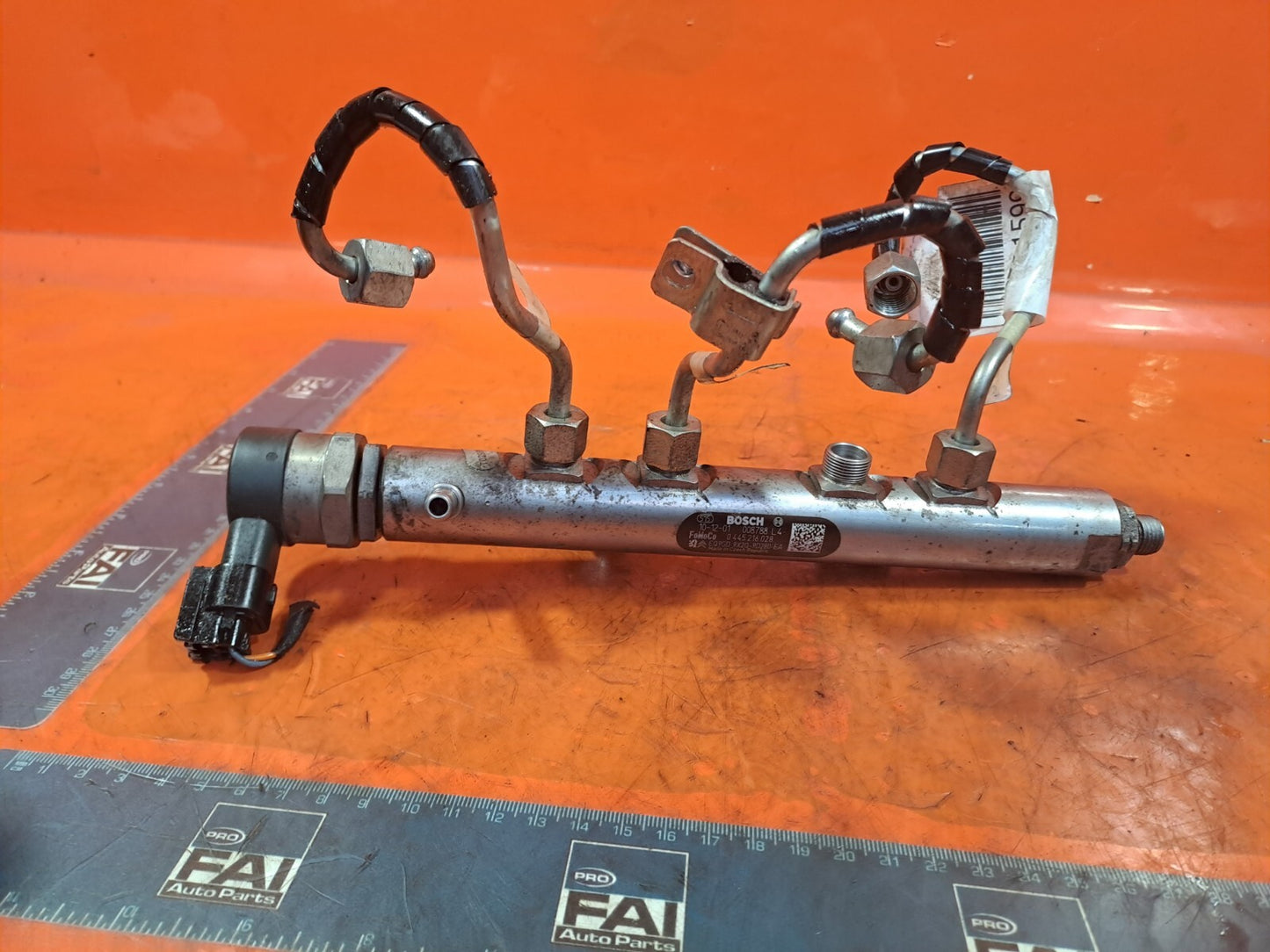 ✅2011 LAND ROVER DISCOVERY 4 L319 3.0D FUEL INJECTOR RAIL 9X2Q-9D280-EA A239 - Image 3