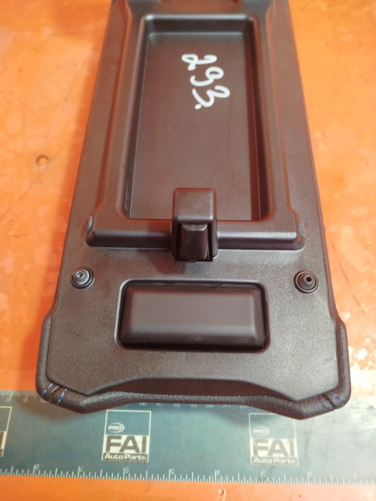 ✅BMW 220D M SPORT F44 2.0 DIESEL 2023 CENTRE CONSOLE LEATHER ARMREST Warranty - Image 12