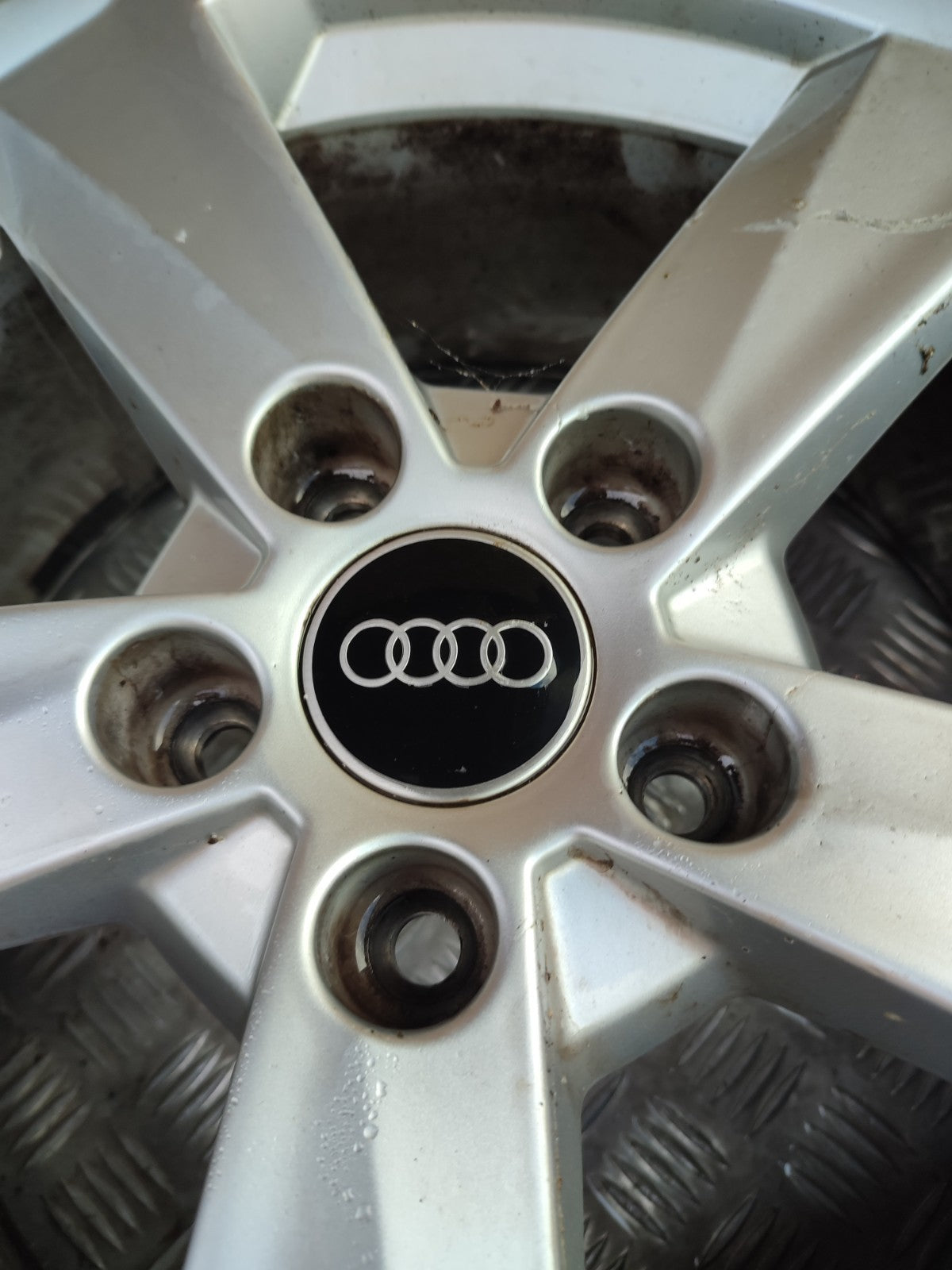 ✅AUDI Q2 S-LINE 1.4 PETROL 2017 ALLOY WHEEL & TYRE 215/55 ZR17 81A601025B A134 - Image 12