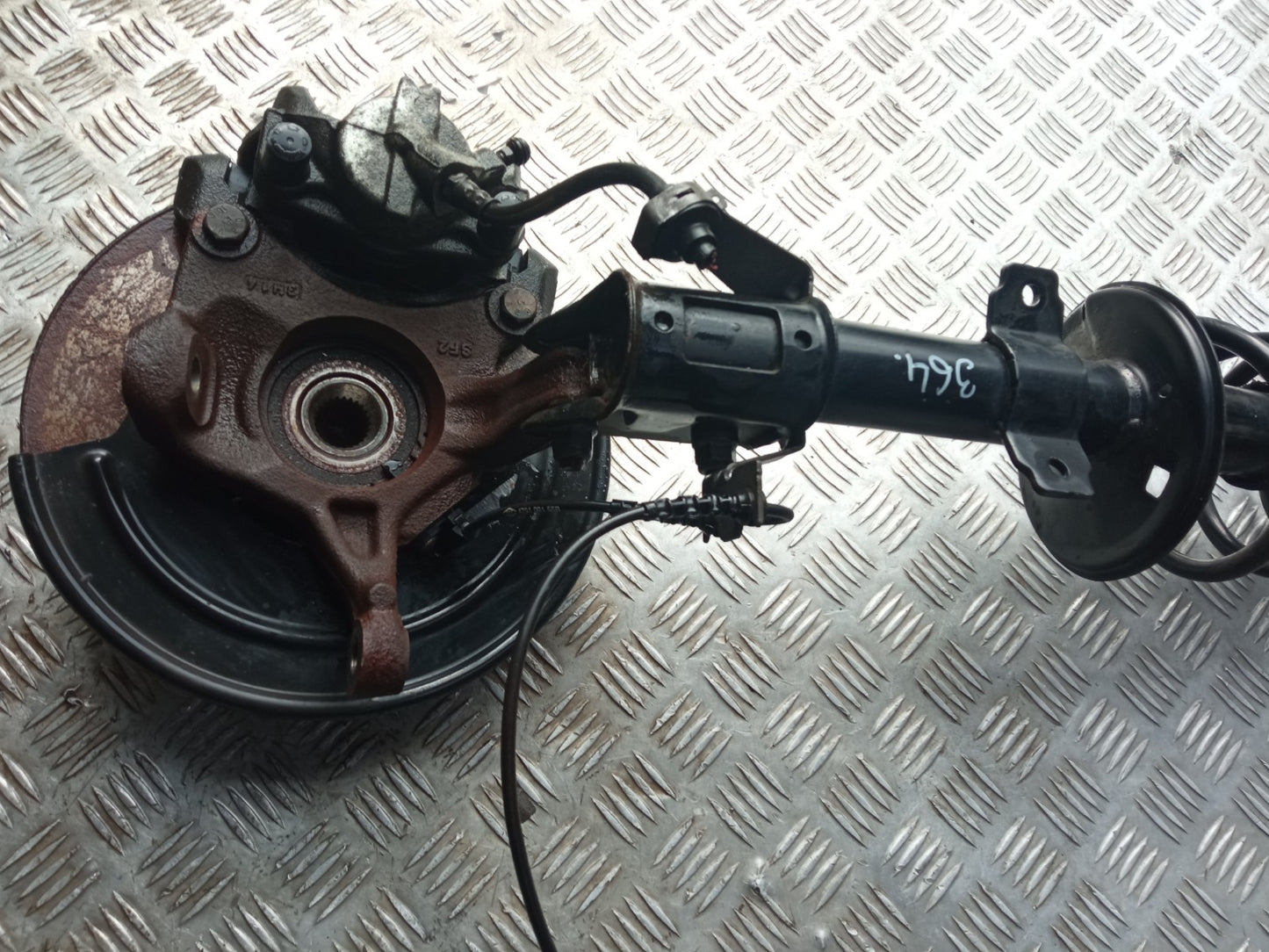 ✅Dacia Duster Journey 1.3 Petrol 2024 Front Right Suspension Leg Hub 543029903R - Image 12