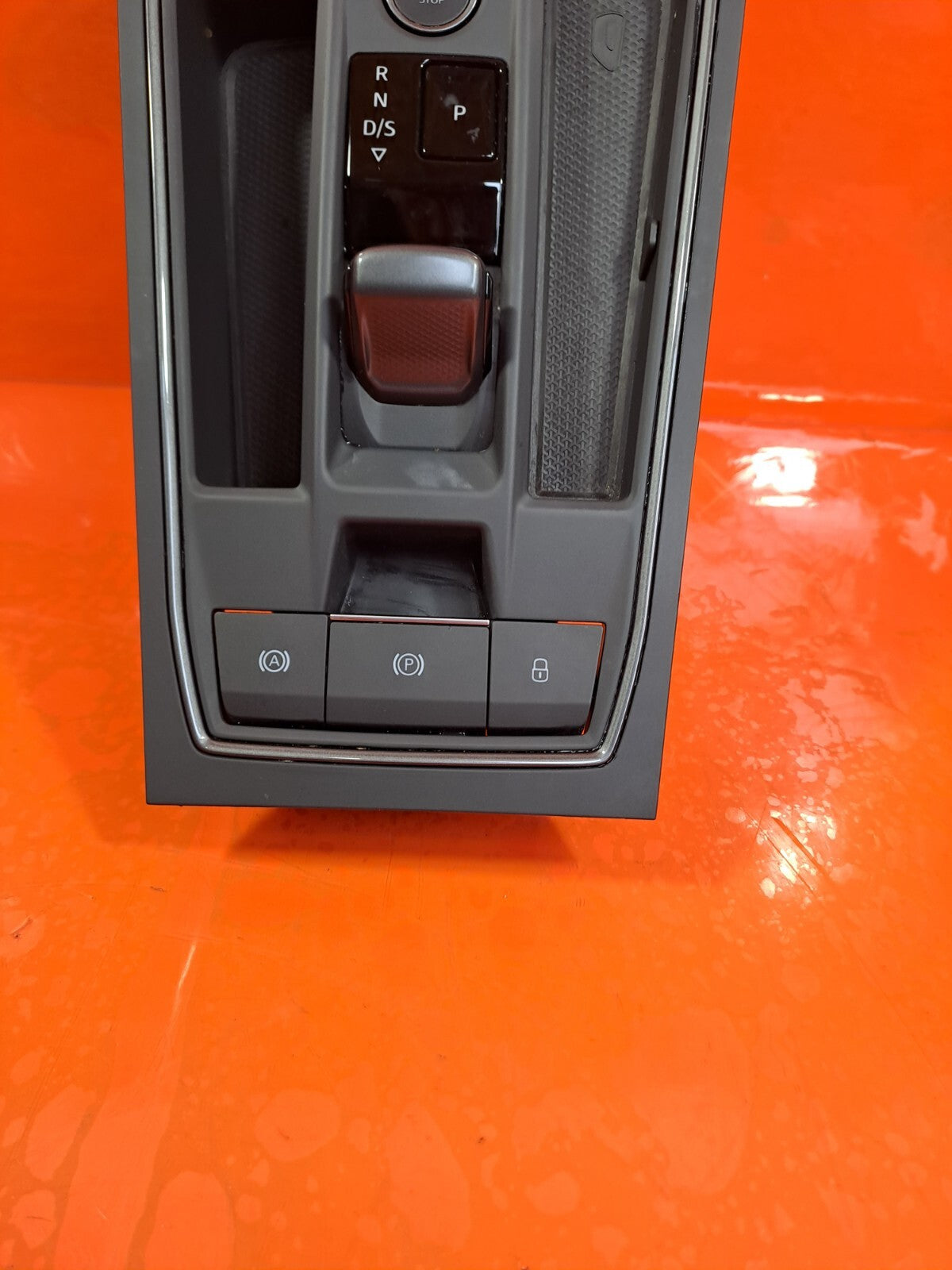 2023 CUPRA LEON VZ2 1.4P AUTOMATIC GEAR SELECTOR 5FC863350 + WARRANTY A227 - Image 2