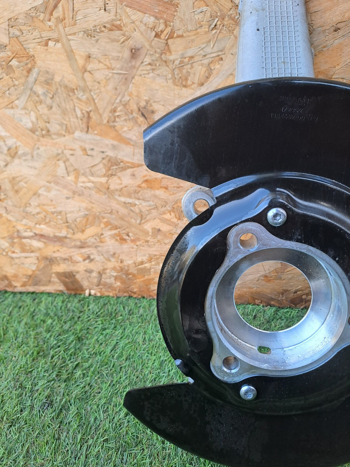 2024 TESLA MODEL 3 LONG FRONT RIGHT WHEEL HUB 1344316-00-C + WARRANTY A207 - Image 5