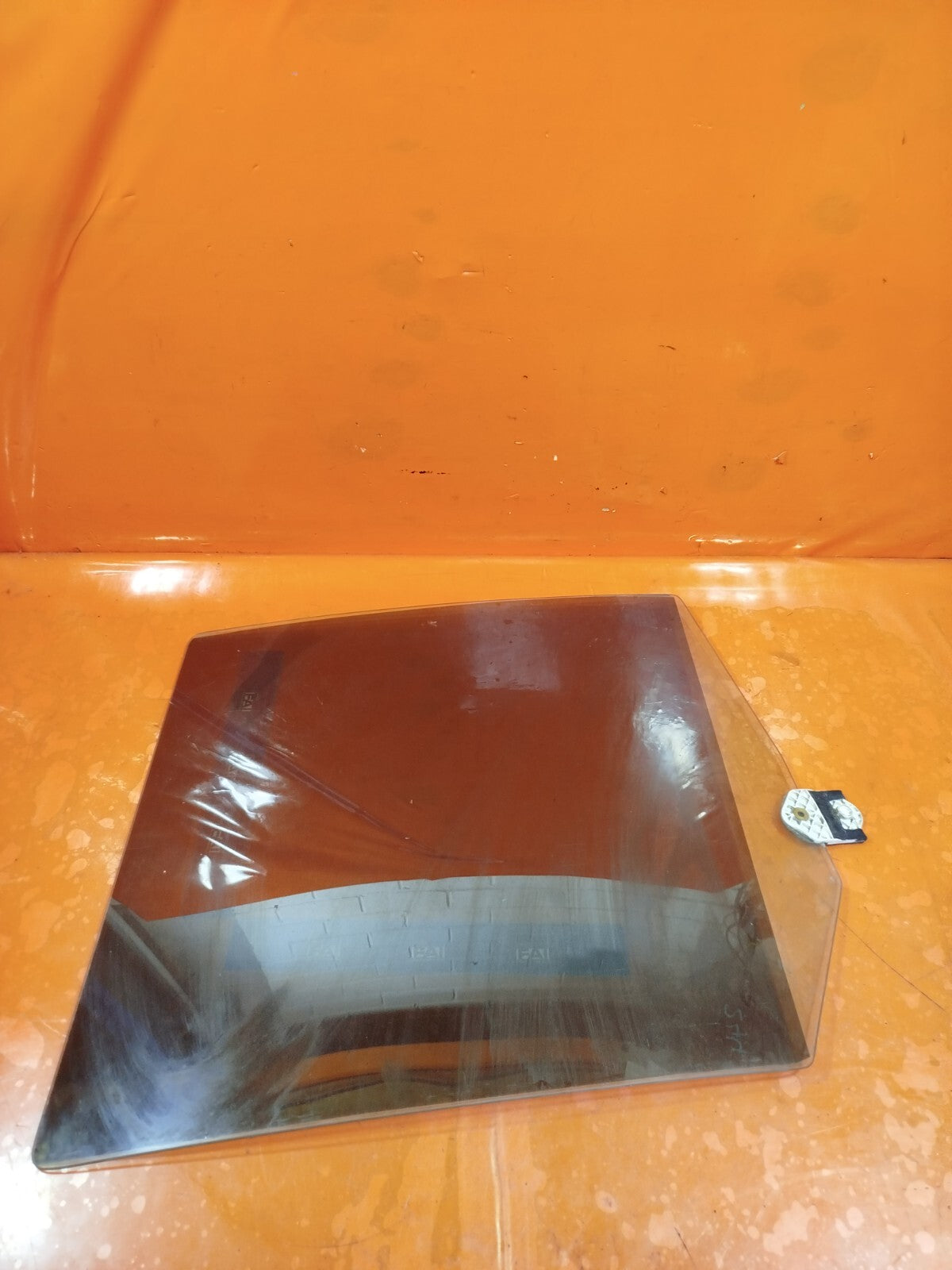 ✅2010 LAND ROVER DISCOVERY 4 L319 REAR RIGHT DOOR GLASS 5H22-21422-AA + WARRANTY - Image 4