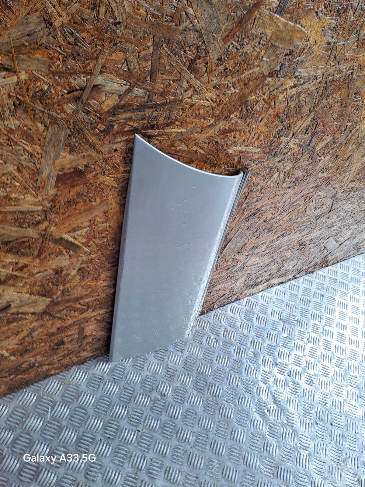 ✅LAND ROVER Range Rover Vogue L322 2005 4.4 Petrol REAR LEFT DOOR LOWER MOULDING - Image 2