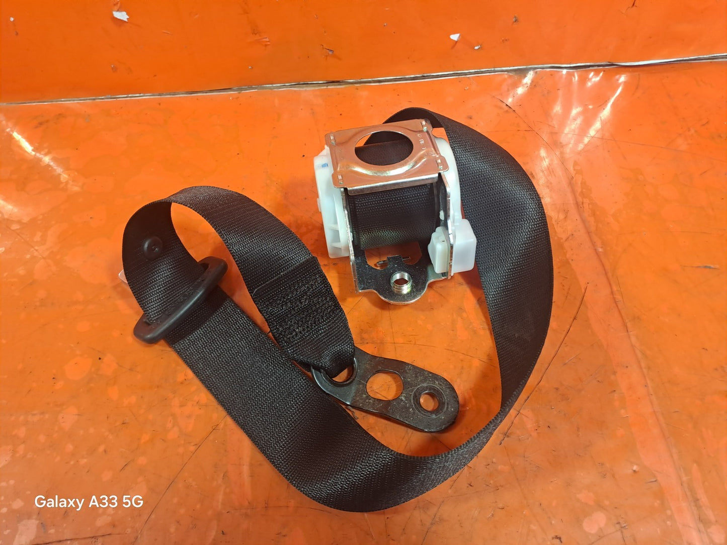 ✅2012 MERCEDES B CLASS W246 SEAT BELT REAR MIDDLE A2468600585 + WARRANTY A299 - Image 1