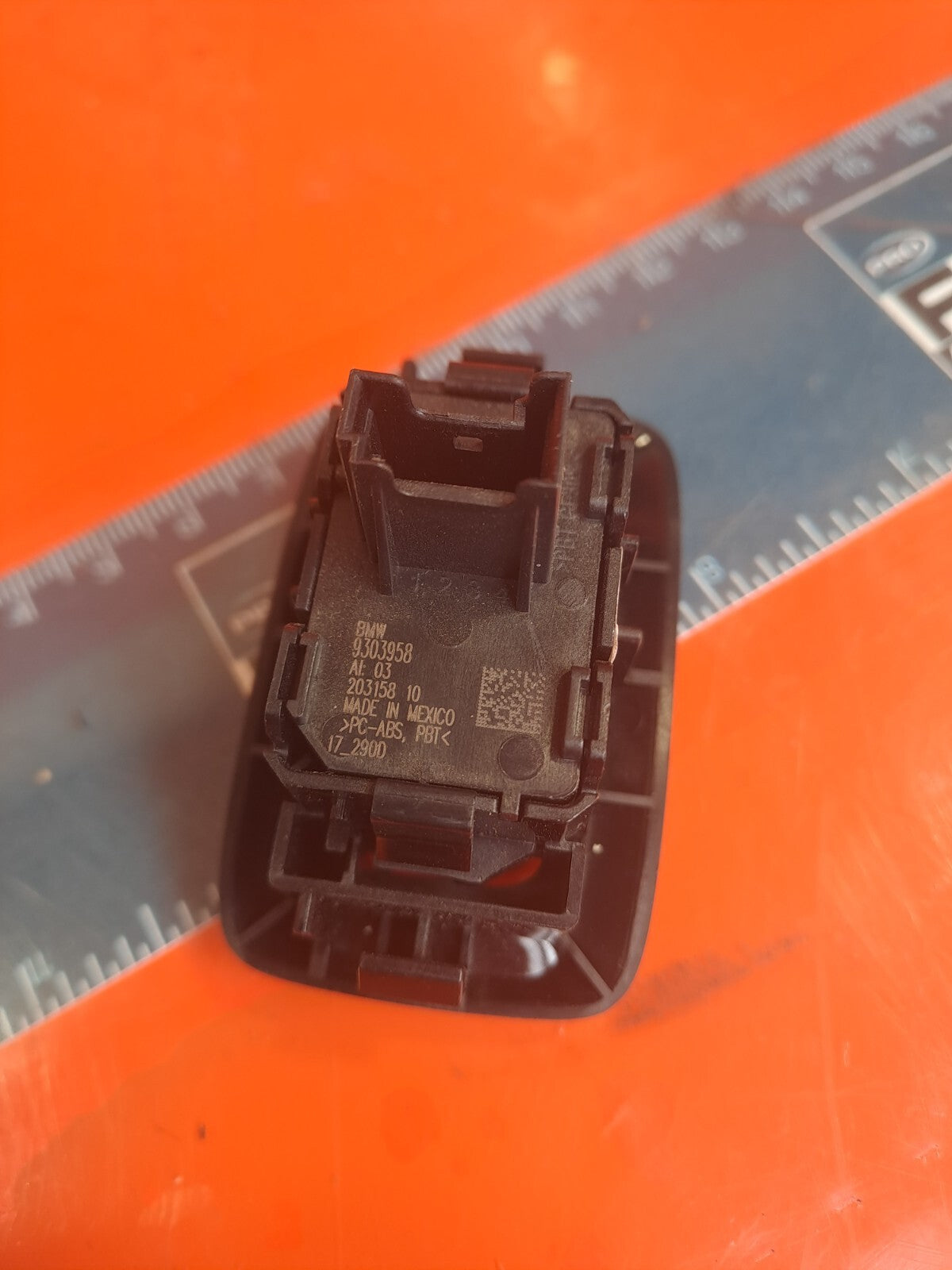 ✅2018 BMW 4 SERIES F33 CONVERTIBLE TRUNK BOOT LOADING AID SWITCH BUTTON 9303958 - Image 5