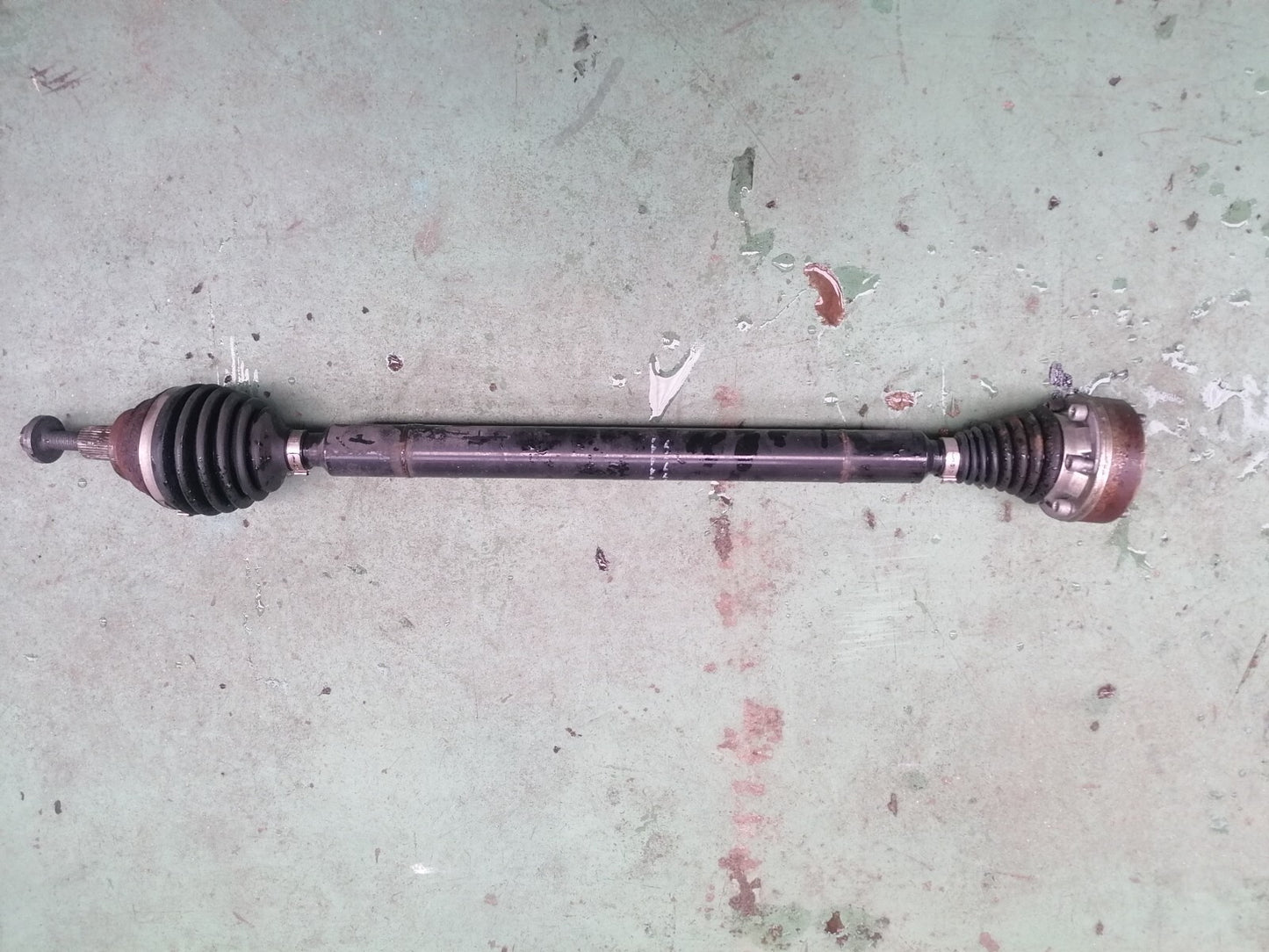 SKODA Seat VW Golf 1.4 1.2P 2016 DRIVESHAFT RIGHT SIDE 5Q0407272C - Image 1