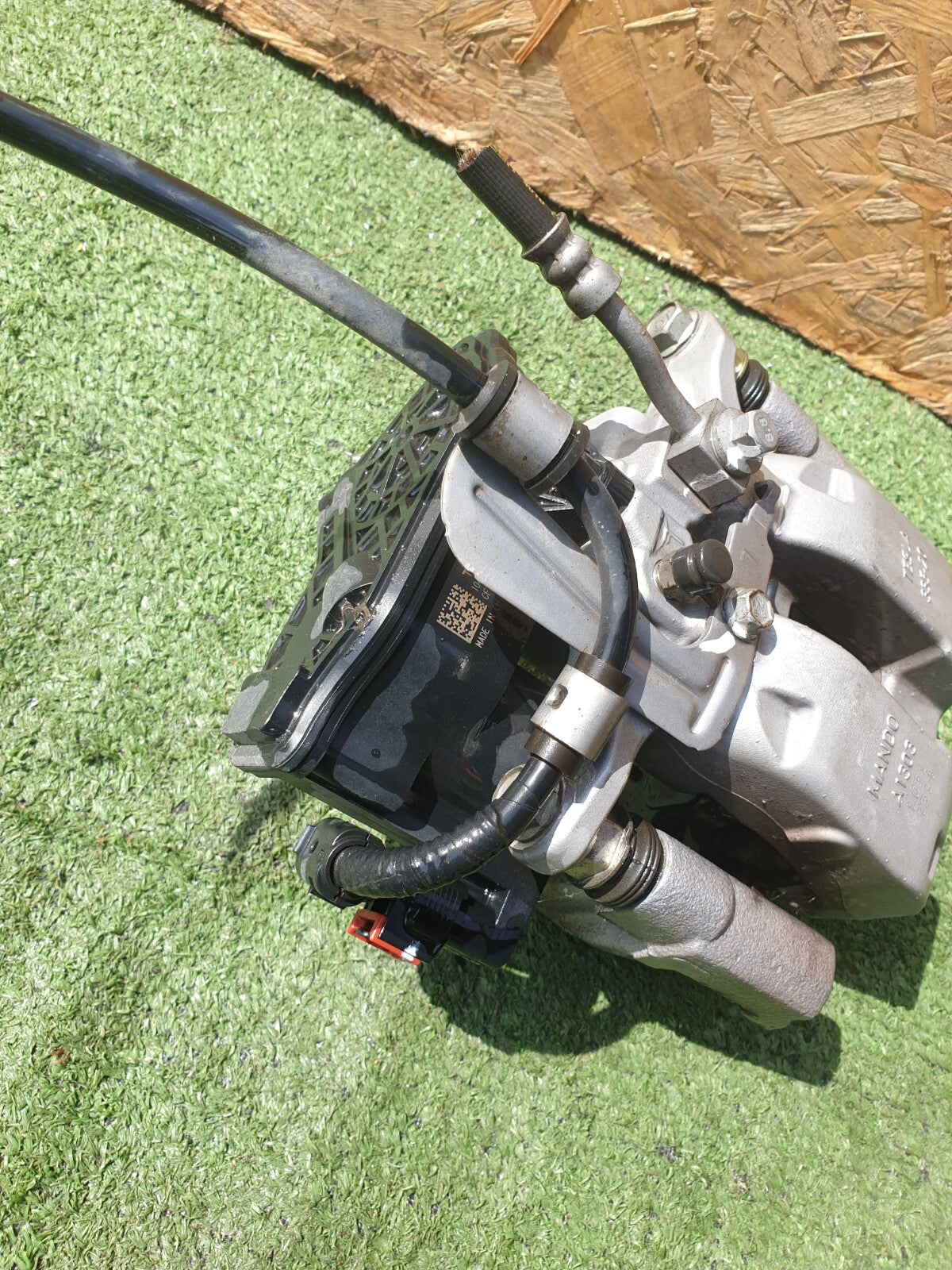 ✅2022 TESLA MODEL Y REAR RIGHT BRAKE CALIPER 335-20 + WARRANTY A172 - Image 4