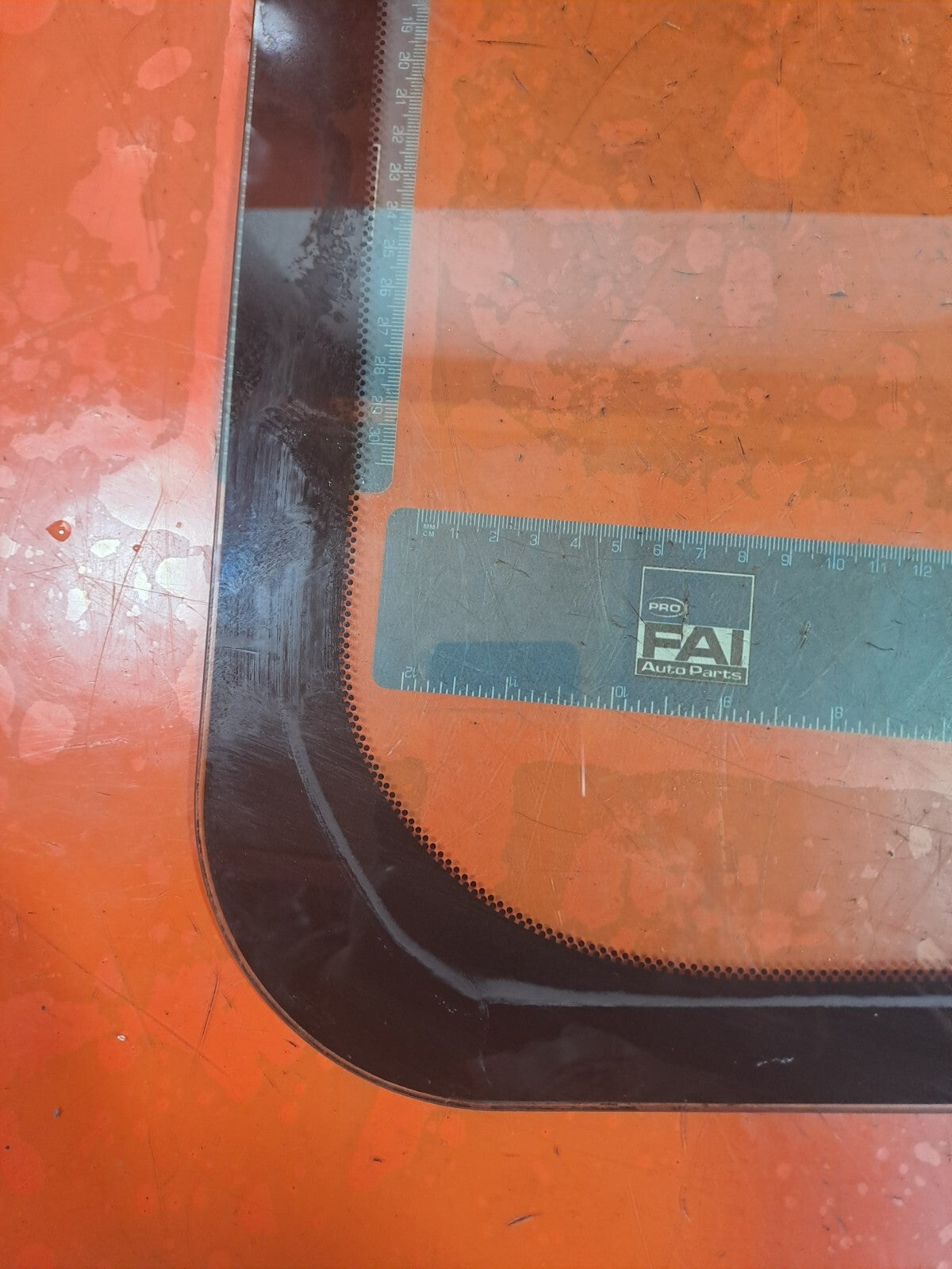 ✅RENAULT TRAFIC MK3 Sl27 1.6 DIESEL 2015 FRONT LEFT DOOR QUARTER WINDOW GLASS - Image 9