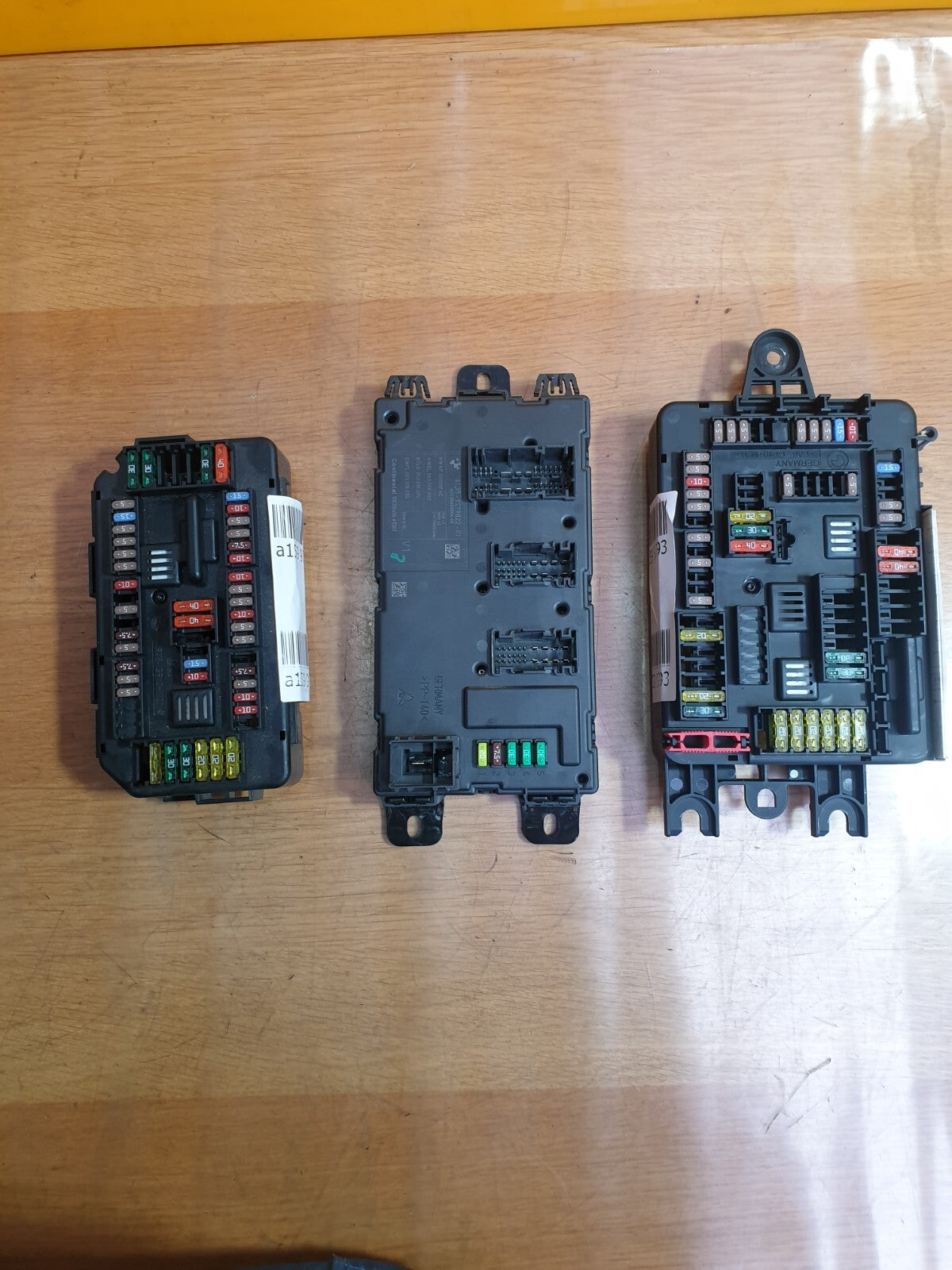 ✅2012 BMW 1 SERIES F20 1.6P FUSE BOXES & REAR BODY CONTROL MODULE +WARRANTY A159 - Image 1