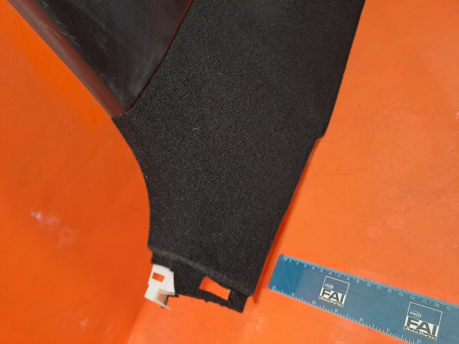 TESLA MODEL 3 LONG 2024 RIGHT SIDE LOWER B PILLAR COVER TRIM 1733762-10-D A207 - Image 11