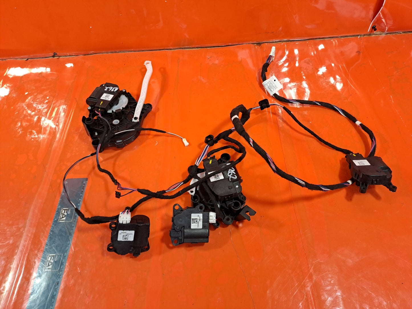✅2020 TESLA MODEL 3 HEATER AIR VENT FLAP MOTOR ACTUATORS + WARRANTY A262 - Image 3