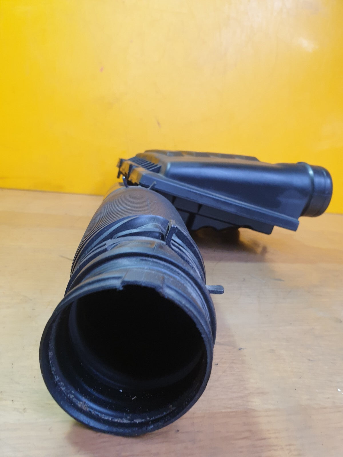 AUDI A3 E-TRON 1.4 PETROL 2015 AIR FILTER BOX 04E129611G Warranty A204 - Image 10