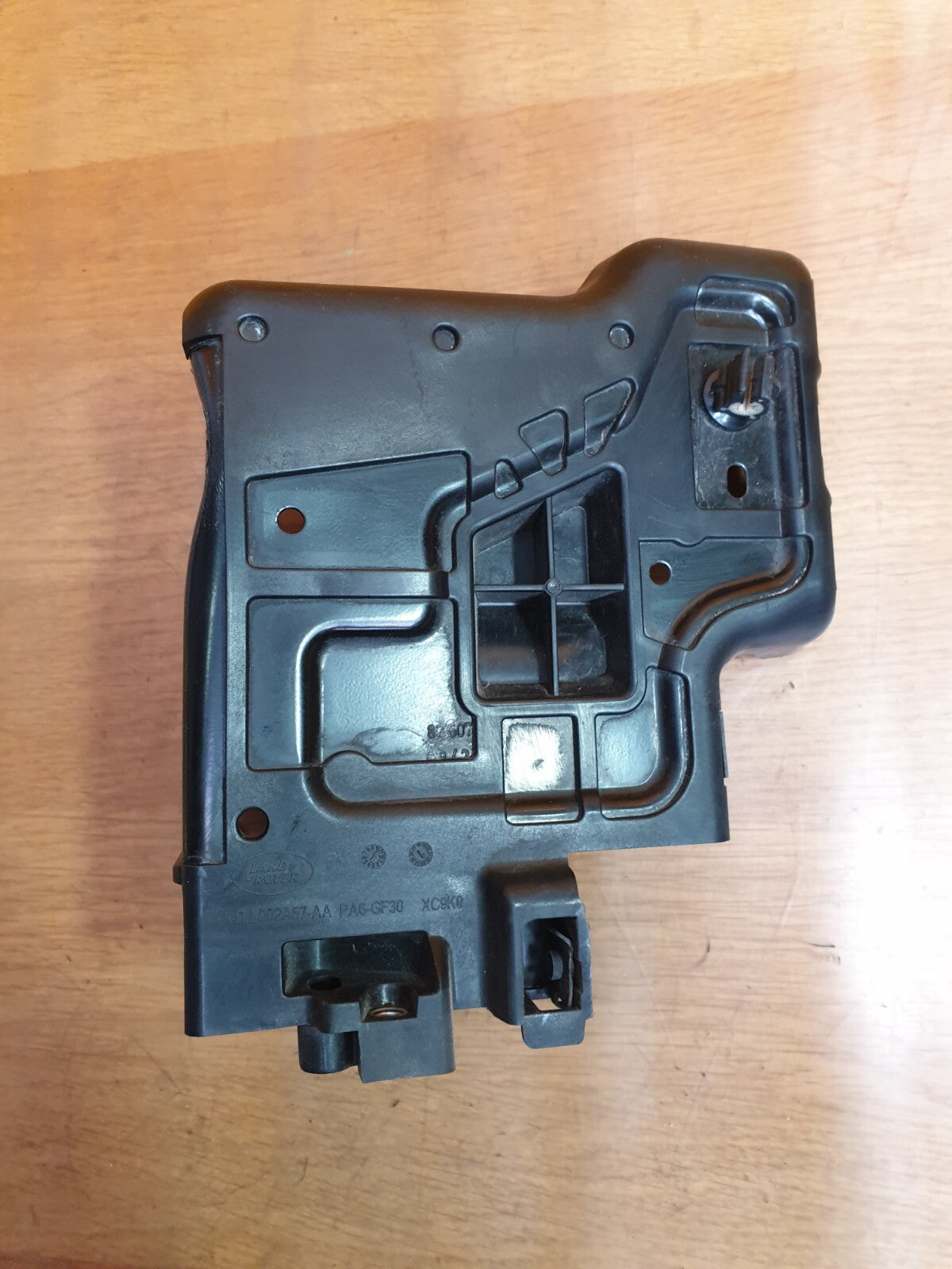 ✅2022 RANGE ROVER EVOQUE L551 RADIATOR BRACKET LEFT SIDE K8D2002A57AA + WARRANTY - Image 4