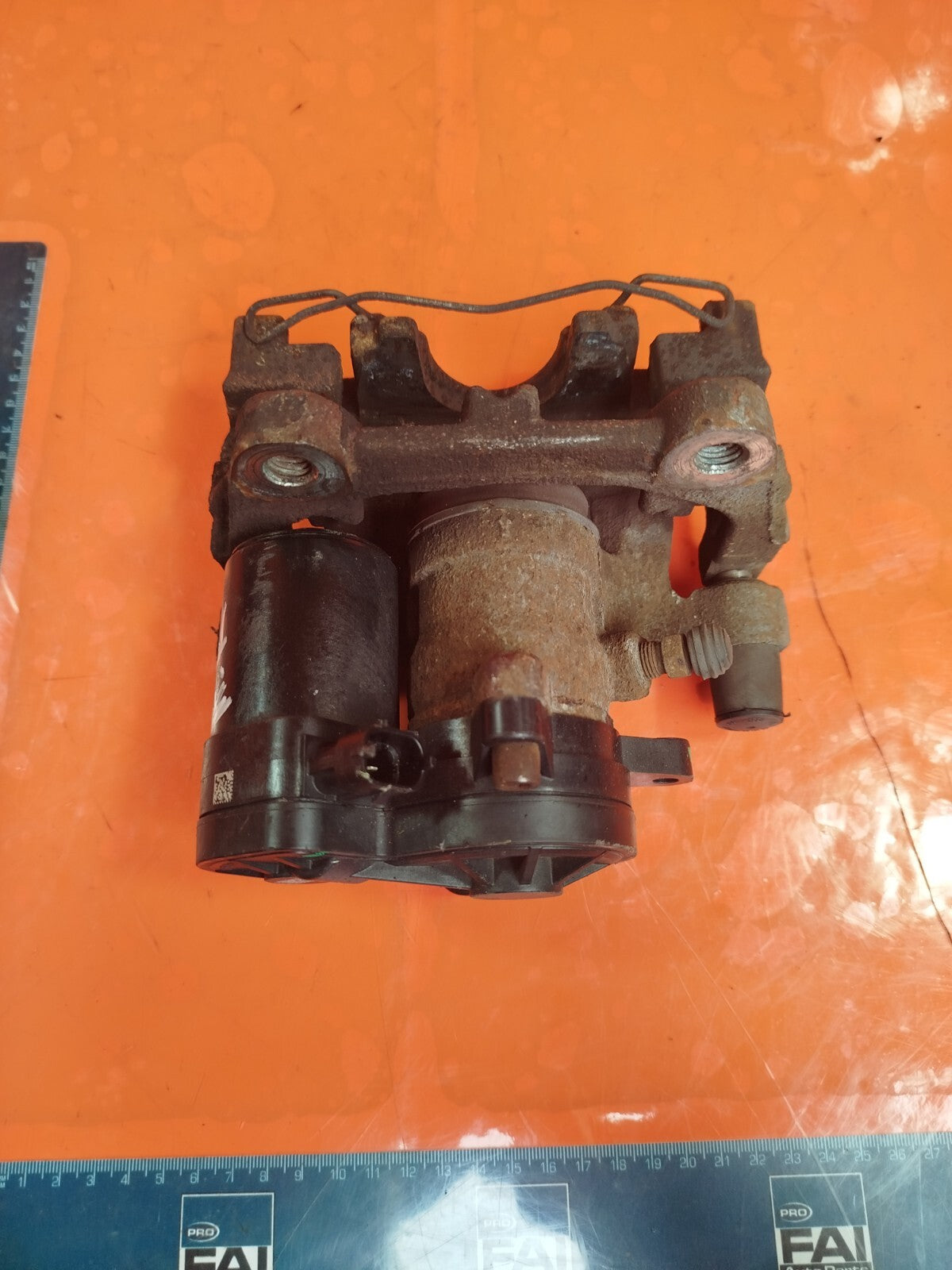 ✅2016 FORD MONDEO MK5 2.0D REAR RIGHT BRAKE CALIPER DG9C-2D250-A + WARRANTY A259 - Image 1